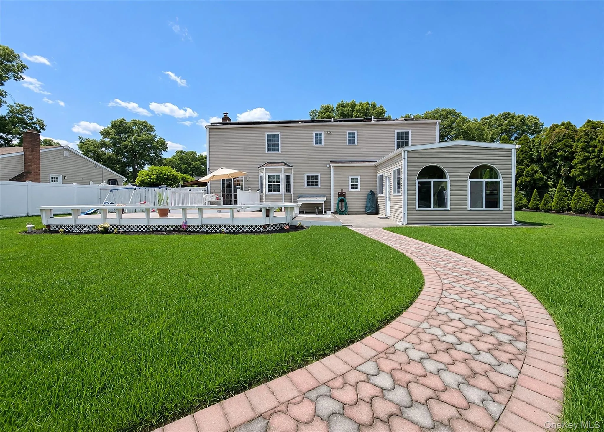 17 Carriage Lane, Brookhaven, NY, 4 Bedrooms Bedrooms, 8 Rooms Rooms,3 BathroomsBathrooms,Residential,For Rent,Carriage,0,1027978 17 Carriage Lane, Brookhaven, NY, 4 Bedrooms Bedrooms, 8 Rooms Rooms,3 BathroomsBathrooms,Residential,For Rent,Carriage,0,1027978