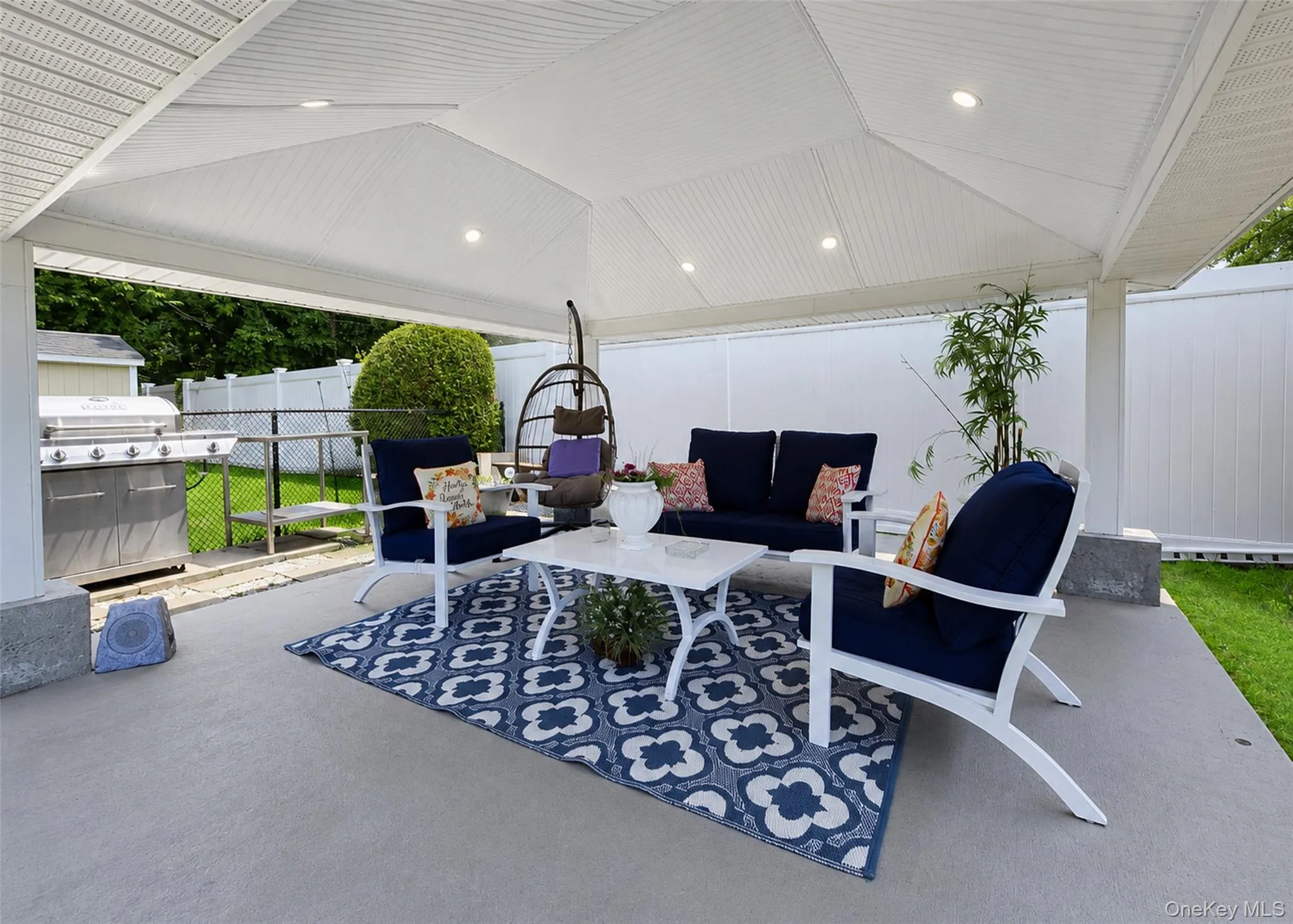 17 Carriage Lane, Brookhaven, NY, 4 Bedrooms Bedrooms, 8 Rooms Rooms,3 BathroomsBathrooms,Residential,For Rent,Carriage,0,1027978 17 Carriage Lane, Brookhaven, NY, 4 Bedrooms Bedrooms, 8 Rooms Rooms,3 BathroomsBathrooms,Residential,For Rent,Carriage,0,1027978