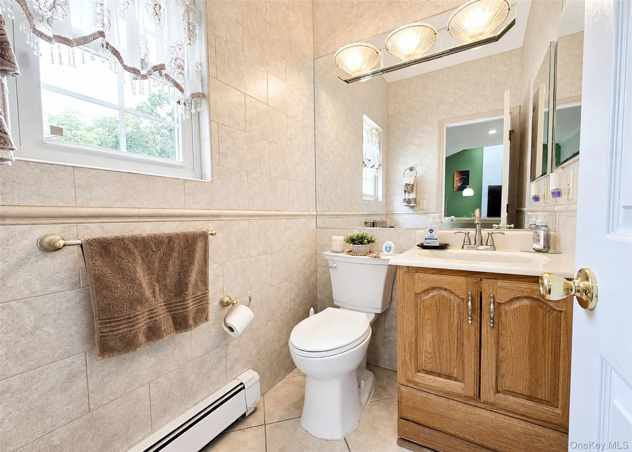 17 Carriage Lane, Brookhaven, NY, 4 Bedrooms Bedrooms, 8 Rooms Rooms,3 BathroomsBathrooms,Residential,For Rent,Carriage,0,1027978 17 Carriage Lane, Brookhaven, NY, 4 Bedrooms Bedrooms, 8 Rooms Rooms,3 BathroomsBathrooms,Residential,For Rent,Carriage,0,1027978