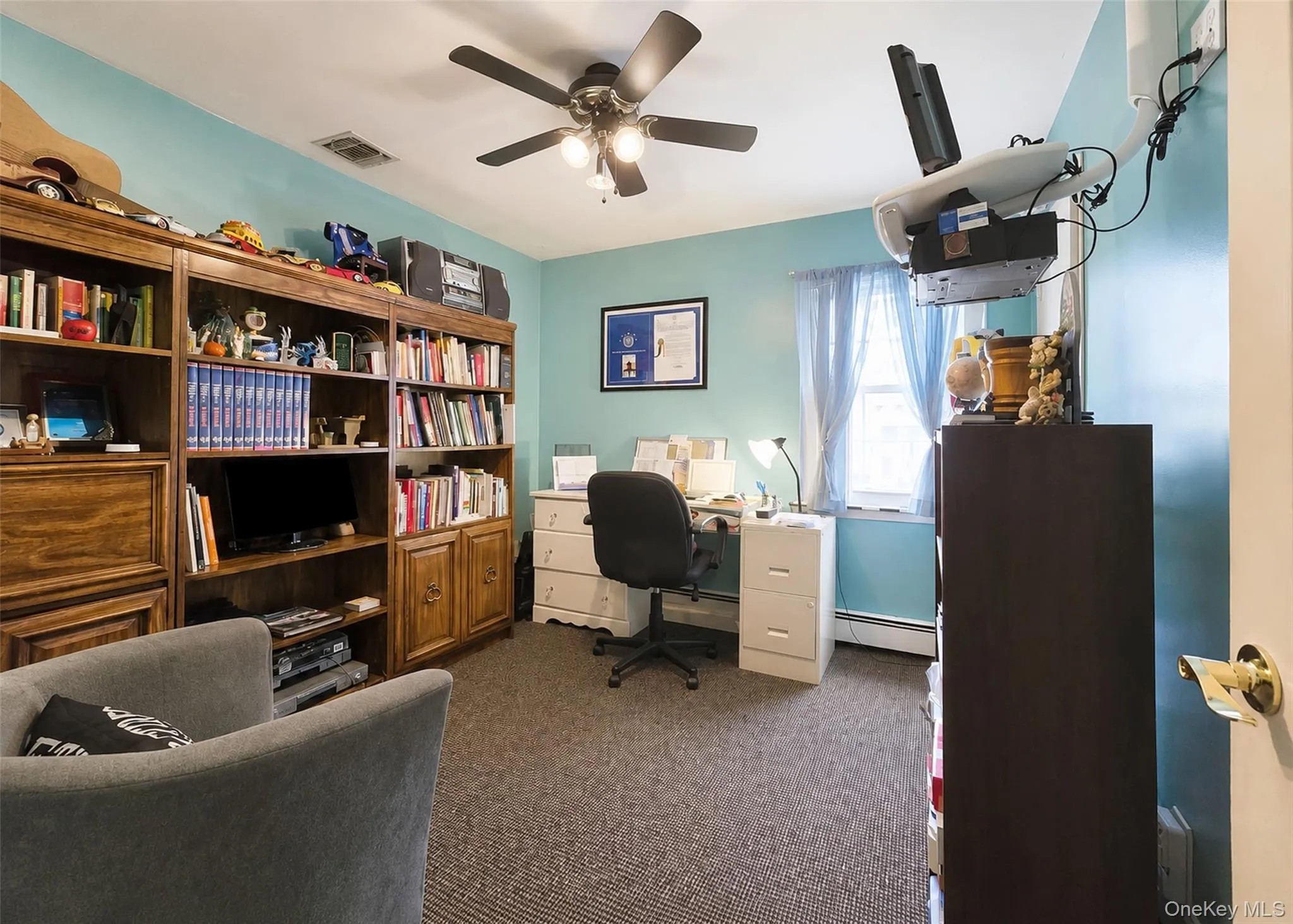 17 Carriage Lane, Brookhaven, NY, 4 Bedrooms Bedrooms, 8 Rooms Rooms,3 BathroomsBathrooms,Residential,For Rent,Carriage,0,1027978 17 Carriage Lane, Brookhaven, NY, 4 Bedrooms Bedrooms, 8 Rooms Rooms,3 BathroomsBathrooms,Residential,For Rent,Carriage,0,1027978
