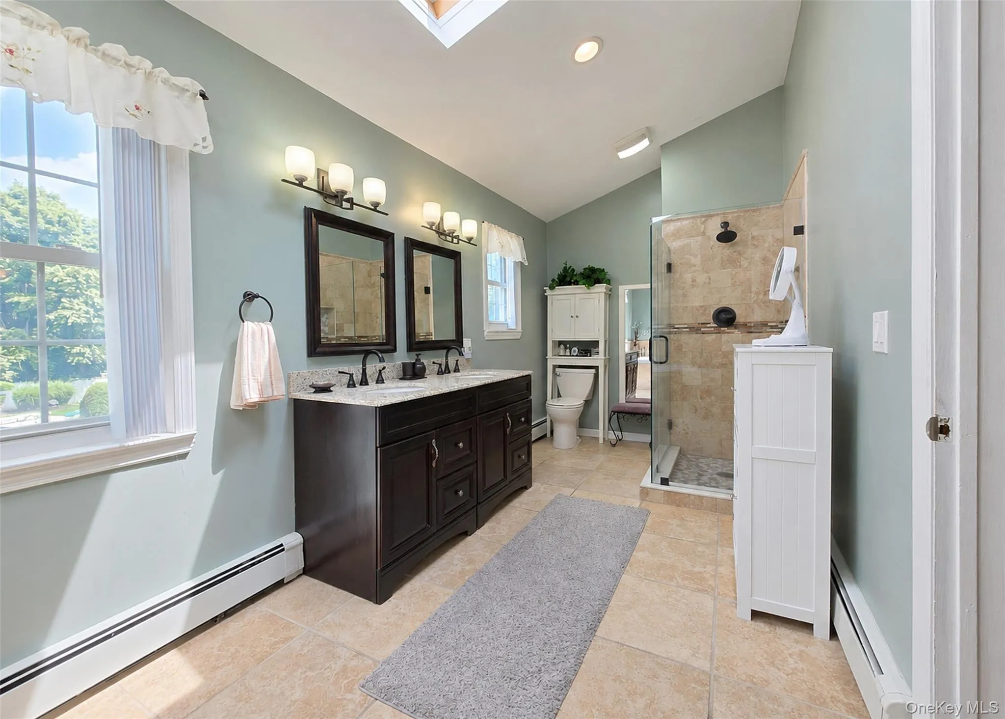 17 Carriage Lane, Brookhaven, NY, 4 Bedrooms Bedrooms, 8 Rooms Rooms,3 BathroomsBathrooms,Residential,For Rent,Carriage,0,1027978 17 Carriage Lane, Brookhaven, NY, 4 Bedrooms Bedrooms, 8 Rooms Rooms,3 BathroomsBathrooms,Residential,For Rent,Carriage,0,1027978