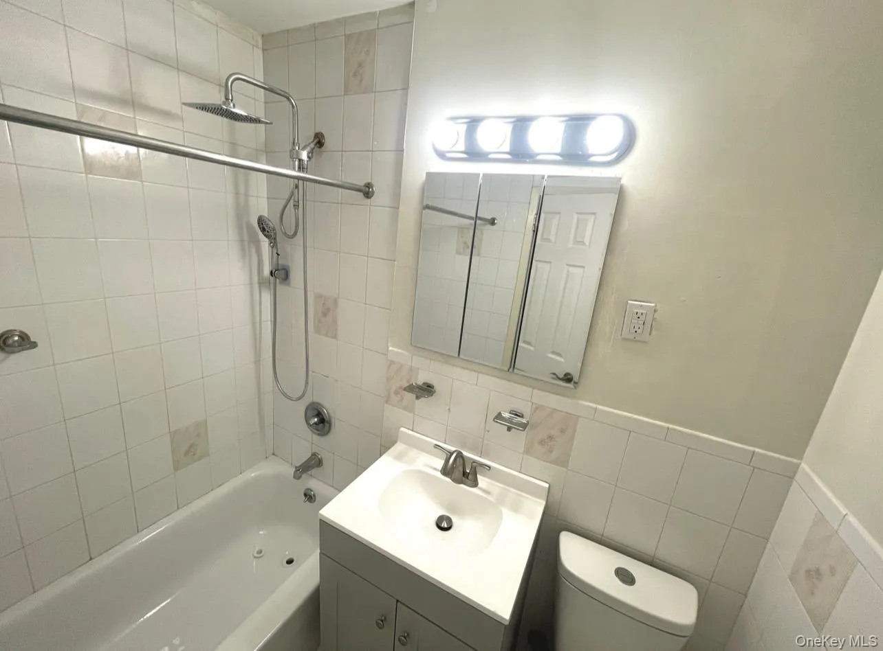 12 1510 Beach Street, New York, NY, 3 Bedrooms Bedrooms, 5 Rooms Rooms,1 BathroomBathrooms,Residential Lease,For Rent,1510 Beach,0,1027979 12 1510 Beach Street, New York, NY, 3 Bedrooms Bedrooms, 5 Rooms Rooms,1 BathroomBathrooms,Residential Lease,For Rent,1510 Beach,0,1027979
