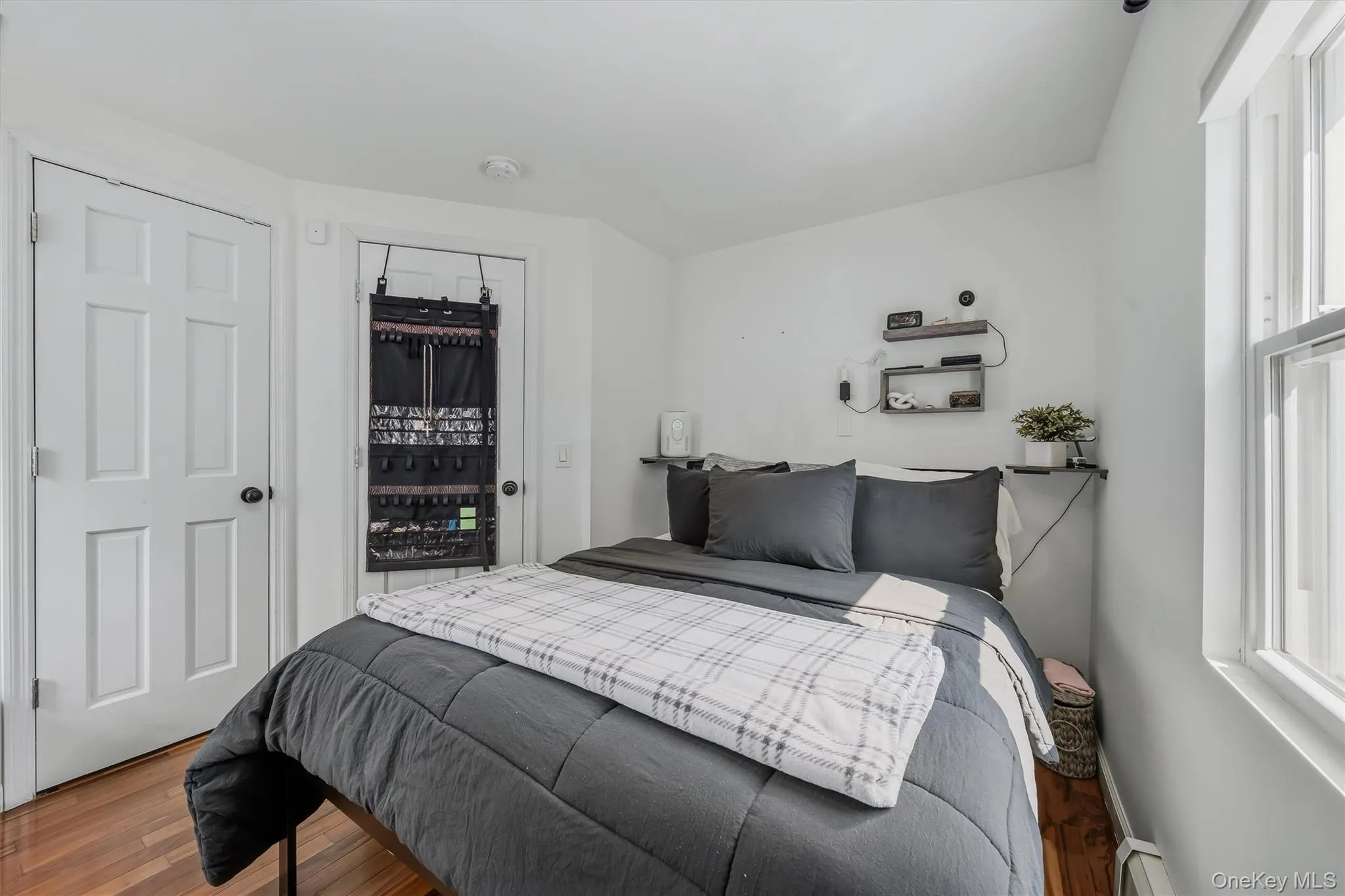 17 State Street, Middletown, NY, 2 Bedrooms Bedrooms, 6 Rooms Rooms,1 BathroomBathrooms,Residential,For Rent,State,0,1027980 17 State Street, Middletown, NY, 2 Bedrooms Bedrooms, 6 Rooms Rooms,1 BathroomBathrooms,Residential,For Rent,State,0,1027980