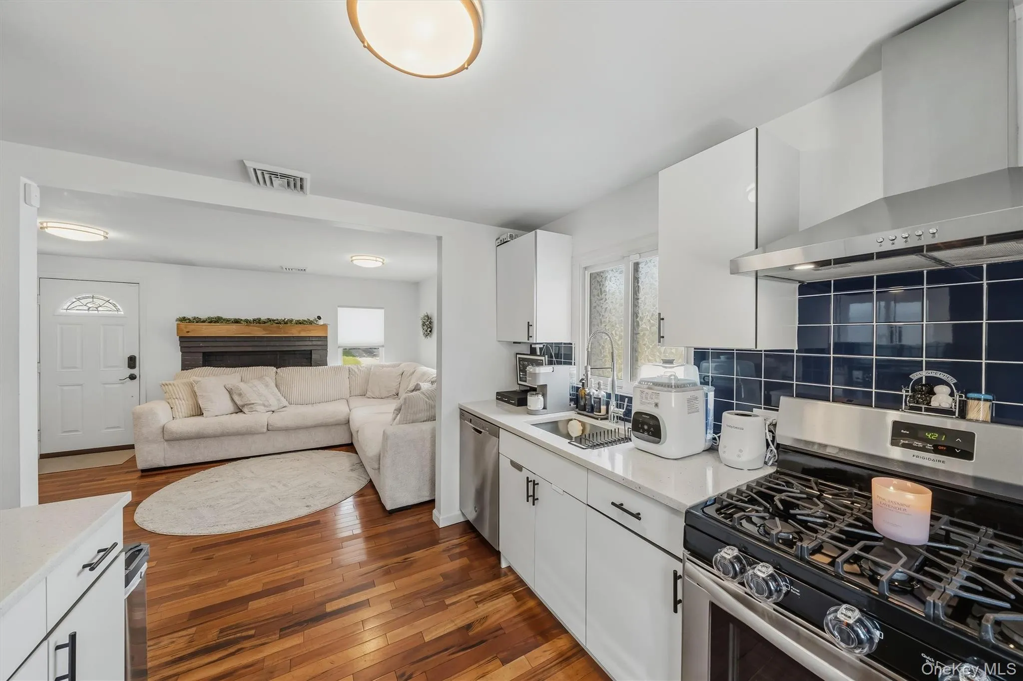 17 State Street, Middletown, NY, 2 Bedrooms Bedrooms, 6 Rooms Rooms,1 BathroomBathrooms,Residential,For Rent,State,0,1027980 17 State Street, Middletown, NY, 2 Bedrooms Bedrooms, 6 Rooms Rooms,1 BathroomBathrooms,Residential,For Rent,State,0,1027980