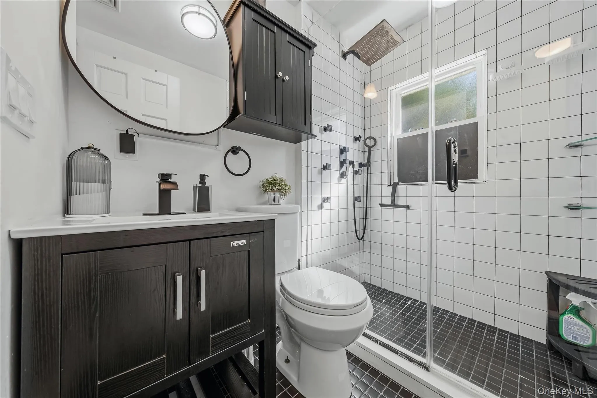 17 State Street, Middletown, NY, 2 Bedrooms Bedrooms, 6 Rooms Rooms,1 BathroomBathrooms,Residential,For Rent,State,0,1027980 17 State Street, Middletown, NY, 2 Bedrooms Bedrooms, 6 Rooms Rooms,1 BathroomBathrooms,Residential,For Rent,State,0,1027980