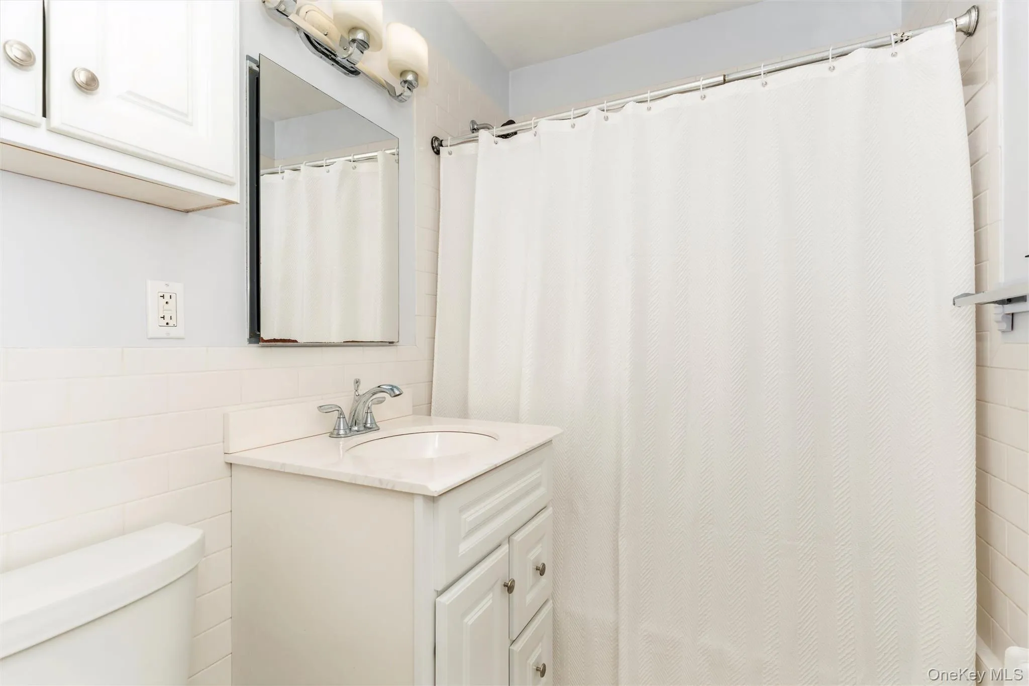 1493 New Hyde Park Drive, North Hempstead, NY, 4 Bedrooms Bedrooms, 7 Rooms Rooms,1 BathroomBathrooms,Residential,For Rent,New Hyde Park,0,1027981 1493 New Hyde Park Drive, North Hempstead, NY, 4 Bedrooms Bedrooms, 7 Rooms Rooms,1 BathroomBathrooms,Residential,For Rent,New Hyde Park,0,1027981