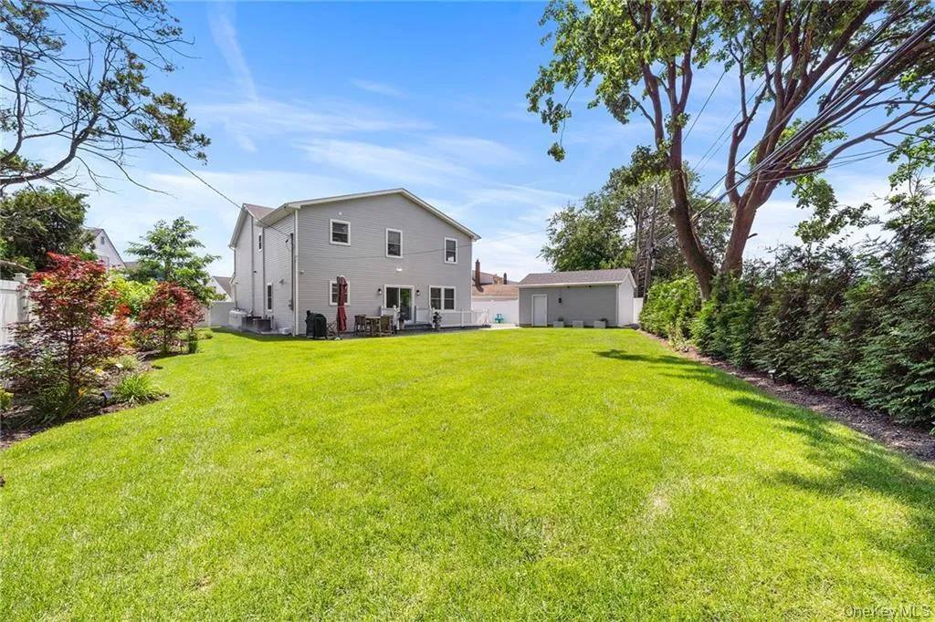 4037 Jean Avenue, Oyster Bay, NY, 5 Bedrooms Bedrooms, 9 Rooms Rooms,4 BathroomsBathrooms,Residential,For Rent,Jean,0,1027983 4037 Jean Avenue, Oyster Bay, NY, 5 Bedrooms Bedrooms, 9 Rooms Rooms,4 BathroomsBathrooms,Residential,For Rent,Jean,0,1027983