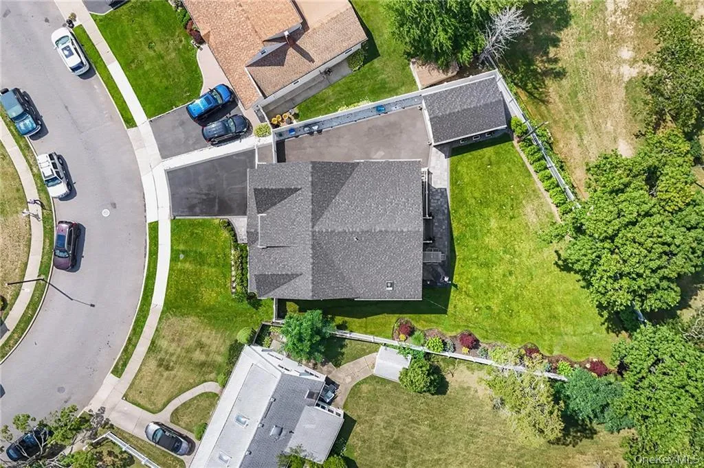 4037 Jean Avenue, Oyster Bay, NY, 5 Bedrooms Bedrooms, 9 Rooms Rooms,4 BathroomsBathrooms,Residential,For Rent,Jean,0,1027983 4037 Jean Avenue, Oyster Bay, NY, 5 Bedrooms Bedrooms, 9 Rooms Rooms,4 BathroomsBathrooms,Residential,For Rent,Jean,0,1027983