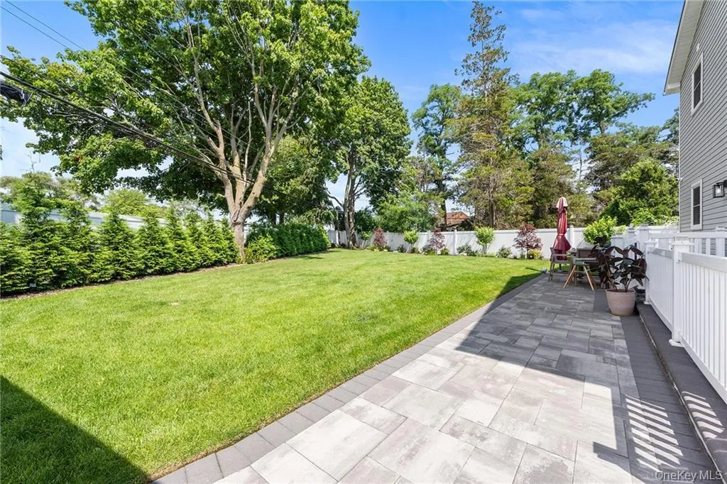 4037 Jean Avenue, Oyster Bay, NY, 5 Bedrooms Bedrooms, 9 Rooms Rooms,4 BathroomsBathrooms,Residential,For Rent,Jean,0,1027983 4037 Jean Avenue, Oyster Bay, NY, 5 Bedrooms Bedrooms, 9 Rooms Rooms,4 BathroomsBathrooms,Residential,For Rent,Jean,0,1027983