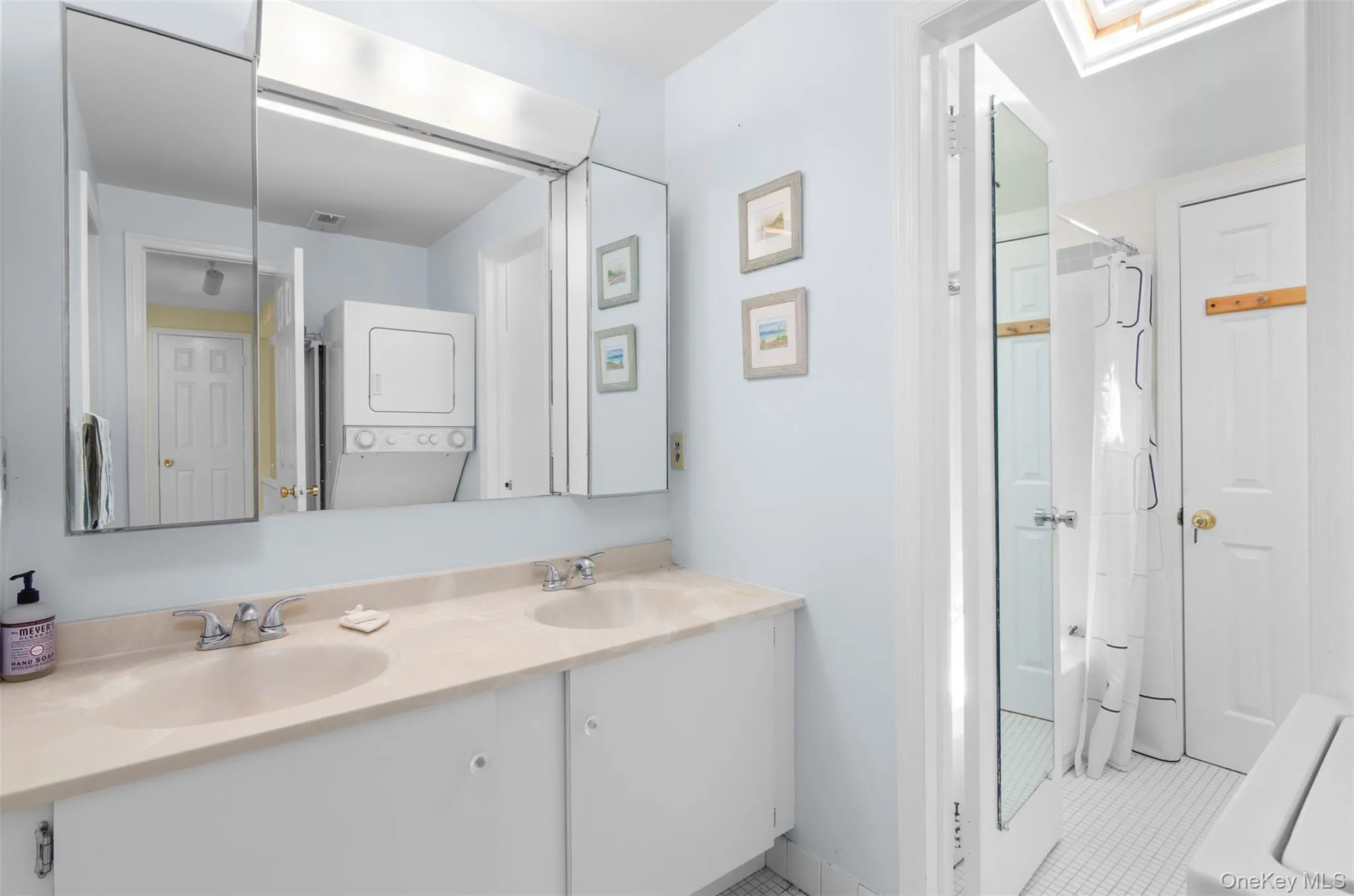 Second Floor Full Bath Second Floor Full Bath