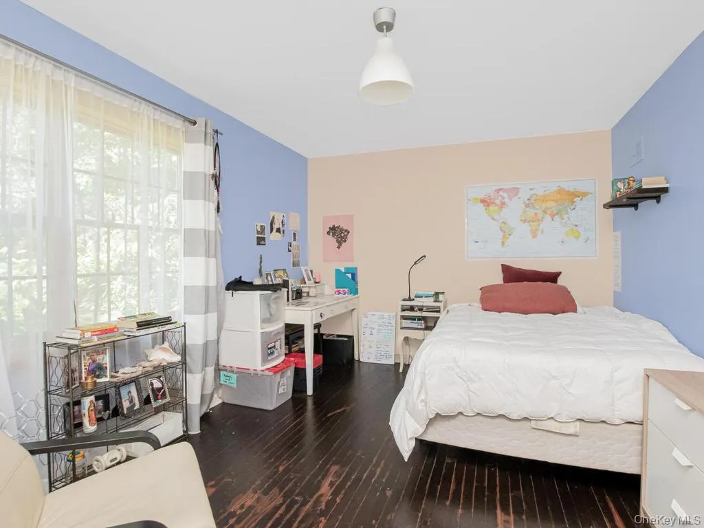 35 Barnard Road, New Rochelle, NY, 3 Bedrooms Bedrooms, 7 Rooms Rooms,2 BathroomsBathrooms,Residential,For Rent,Barnard,0,1027989 35 Barnard Road, New Rochelle, NY, 3 Bedrooms Bedrooms, 7 Rooms Rooms,2 BathroomsBathrooms,Residential,For Rent,Barnard,0,1027989