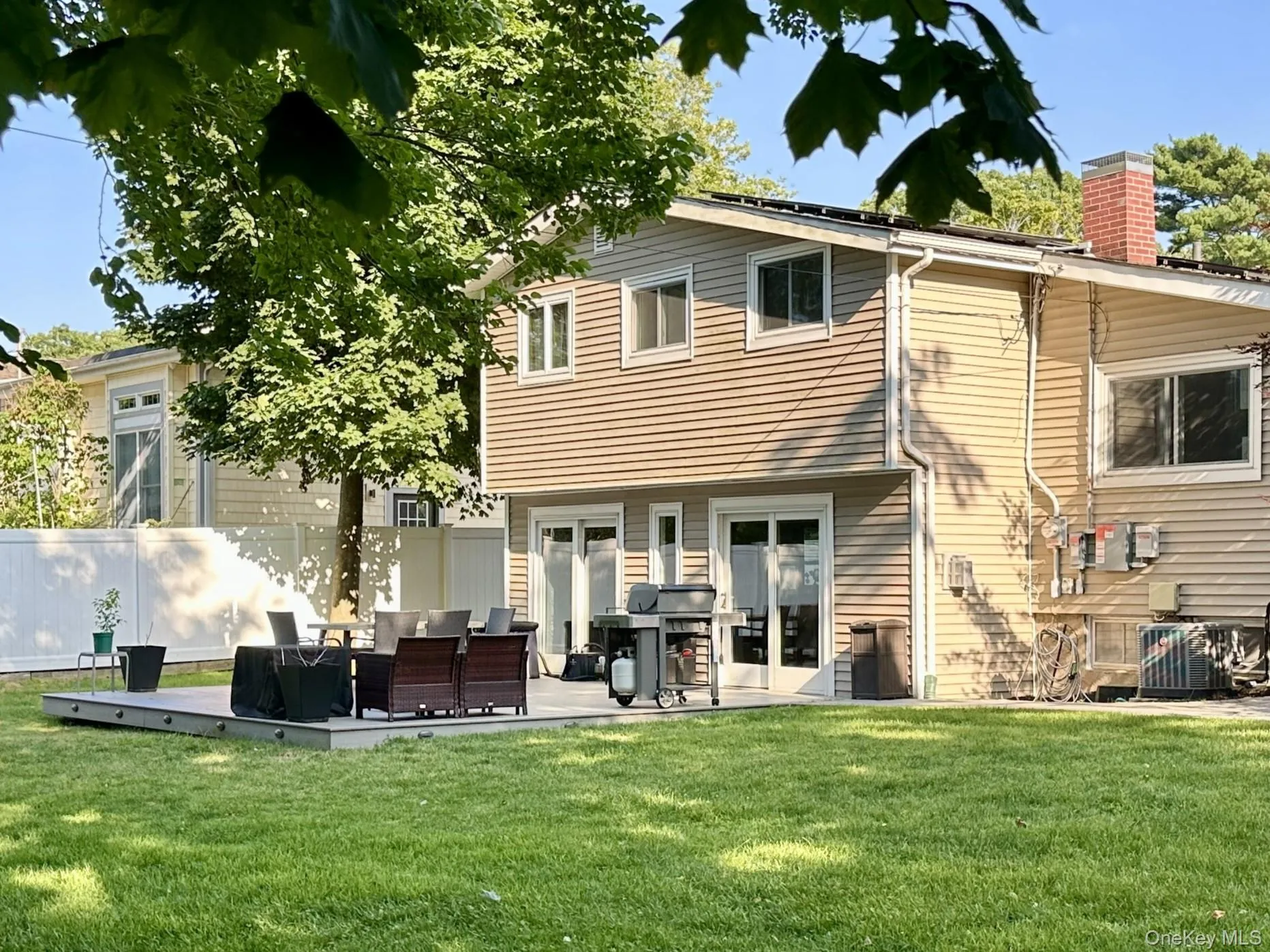 11 Sandalwood Drive, Smithtown, NY, 3 Bedrooms Bedrooms, 6 Rooms Rooms,2 BathroomsBathrooms,Residential,For Rent,Sandalwood,0,1027993 11 Sandalwood Drive, Smithtown, NY, 3 Bedrooms Bedrooms, 6 Rooms Rooms,2 BathroomsBathrooms,Residential,For Rent,Sandalwood,0,1027993