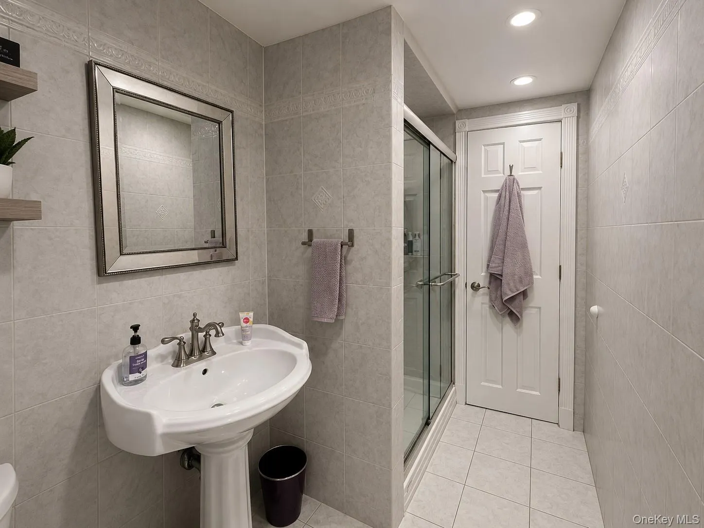 11 Sandalwood Drive, Smithtown, NY, 3 Bedrooms Bedrooms, 6 Rooms Rooms,2 BathroomsBathrooms,Residential,For Rent,Sandalwood,0,1027993 11 Sandalwood Drive, Smithtown, NY, 3 Bedrooms Bedrooms, 6 Rooms Rooms,2 BathroomsBathrooms,Residential,For Rent,Sandalwood,0,1027993