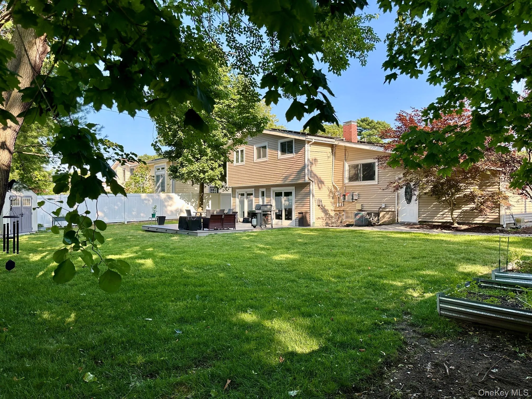 11 Sandalwood Drive, Smithtown, NY, 3 Bedrooms Bedrooms, 6 Rooms Rooms,2 BathroomsBathrooms,Residential,For Rent,Sandalwood,0,1027993 11 Sandalwood Drive, Smithtown, NY, 3 Bedrooms Bedrooms, 6 Rooms Rooms,2 BathroomsBathrooms,Residential,For Rent,Sandalwood,0,1027993