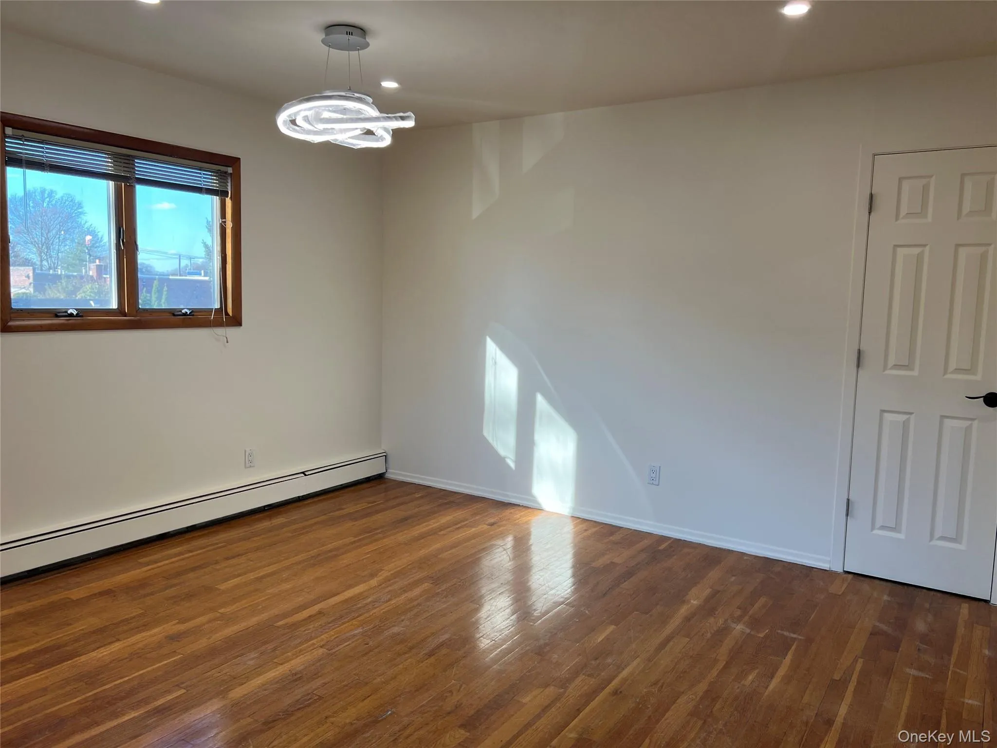 118 Sherman Avenue, North Hempstead, NY, 3 Bedrooms Bedrooms, 7 Rooms Rooms,1 BathroomBathrooms,Residential Lease,For Rent,Sherman,0,1027995 118 Sherman Avenue, North Hempstead, NY, 3 Bedrooms Bedrooms, 7 Rooms Rooms,1 BathroomBathrooms,Residential Lease,For Rent,Sherman,0,1027995