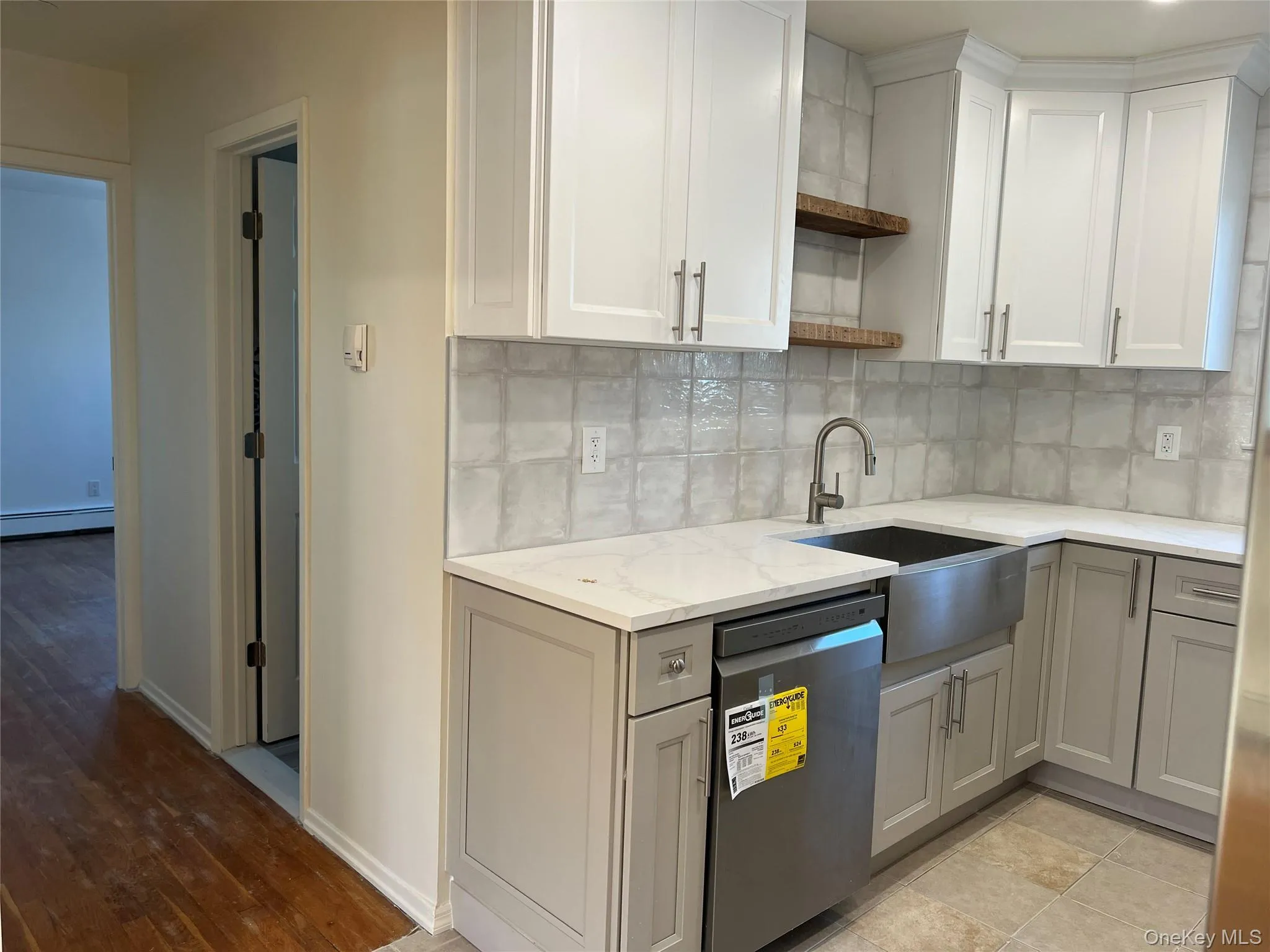 118 Sherman Avenue, North Hempstead, NY, 3 Bedrooms Bedrooms, 7 Rooms Rooms,1 BathroomBathrooms,Residential Lease,For Rent,Sherman,0,1027995 118 Sherman Avenue, North Hempstead, NY, 3 Bedrooms Bedrooms, 7 Rooms Rooms,1 BathroomBathrooms,Residential Lease,For Rent,Sherman,0,1027995