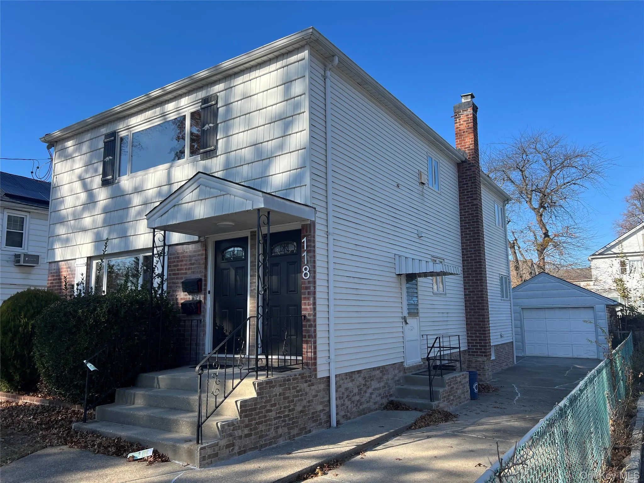 118 Sherman Avenue, North Hempstead, NY, 3 Bedrooms Bedrooms, 7 Rooms Rooms,1 BathroomBathrooms,Residential Lease,For Rent,Sherman,0,1027995 118 Sherman Avenue, North Hempstead, NY, 3 Bedrooms Bedrooms, 7 Rooms Rooms,1 BathroomBathrooms,Residential Lease,For Rent,Sherman,0,1027995