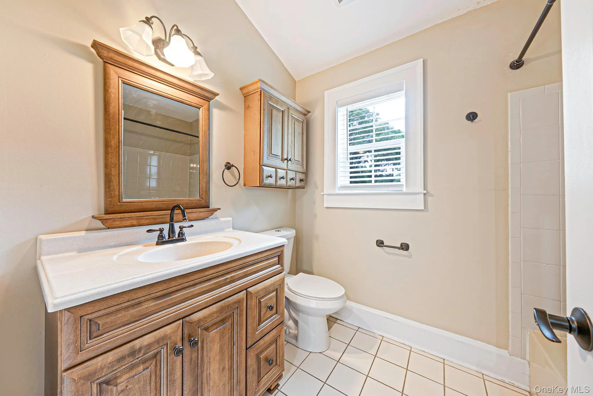 397 Lockwood Drive, Brookhaven, NY, 4 Bedrooms Bedrooms, 9 Rooms Rooms,3 BathroomsBathrooms,Residential,For Rent,Lockwood,0,1027999 397 Lockwood Drive, Brookhaven, NY, 4 Bedrooms Bedrooms, 9 Rooms Rooms,3 BathroomsBathrooms,Residential,For Rent,Lockwood,0,1027999