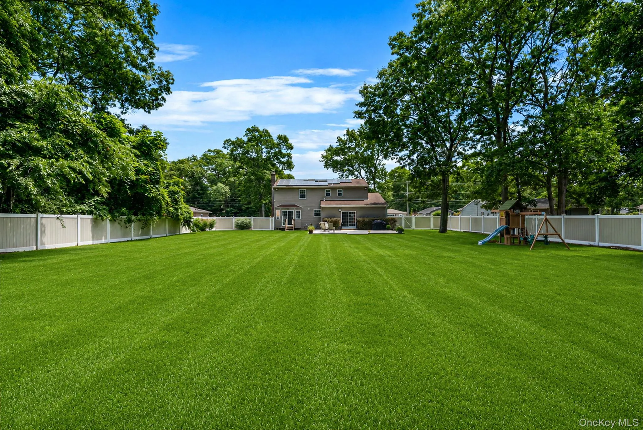 397 Lockwood Drive, Brookhaven, NY, 4 Bedrooms Bedrooms, 9 Rooms Rooms,3 BathroomsBathrooms,Residential,For Rent,Lockwood,0,1027999 397 Lockwood Drive, Brookhaven, NY, 4 Bedrooms Bedrooms, 9 Rooms Rooms,3 BathroomsBathrooms,Residential,For Rent,Lockwood,0,1027999