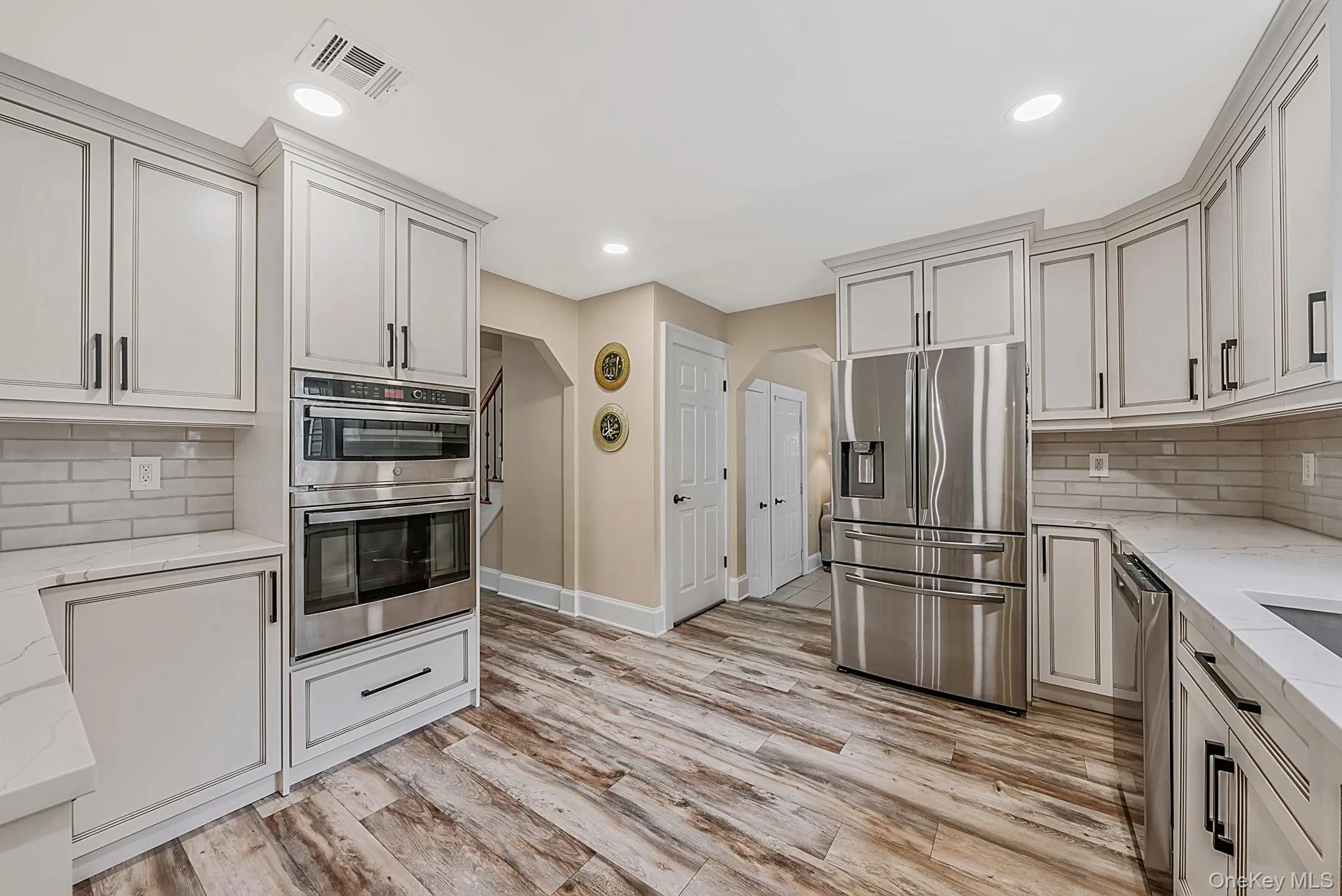 397 Lockwood Drive, Brookhaven, NY, 4 Bedrooms Bedrooms, 9 Rooms Rooms,3 BathroomsBathrooms,Residential,For Rent,Lockwood,0,1027999 397 Lockwood Drive, Brookhaven, NY, 4 Bedrooms Bedrooms, 9 Rooms Rooms,3 BathroomsBathrooms,Residential,For Rent,Lockwood,0,1027999