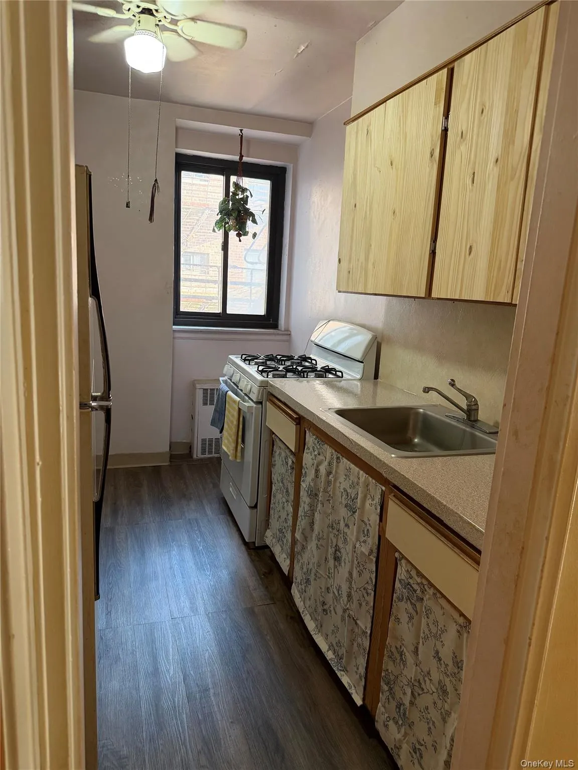 Eat in kitchen Eat in kitchen