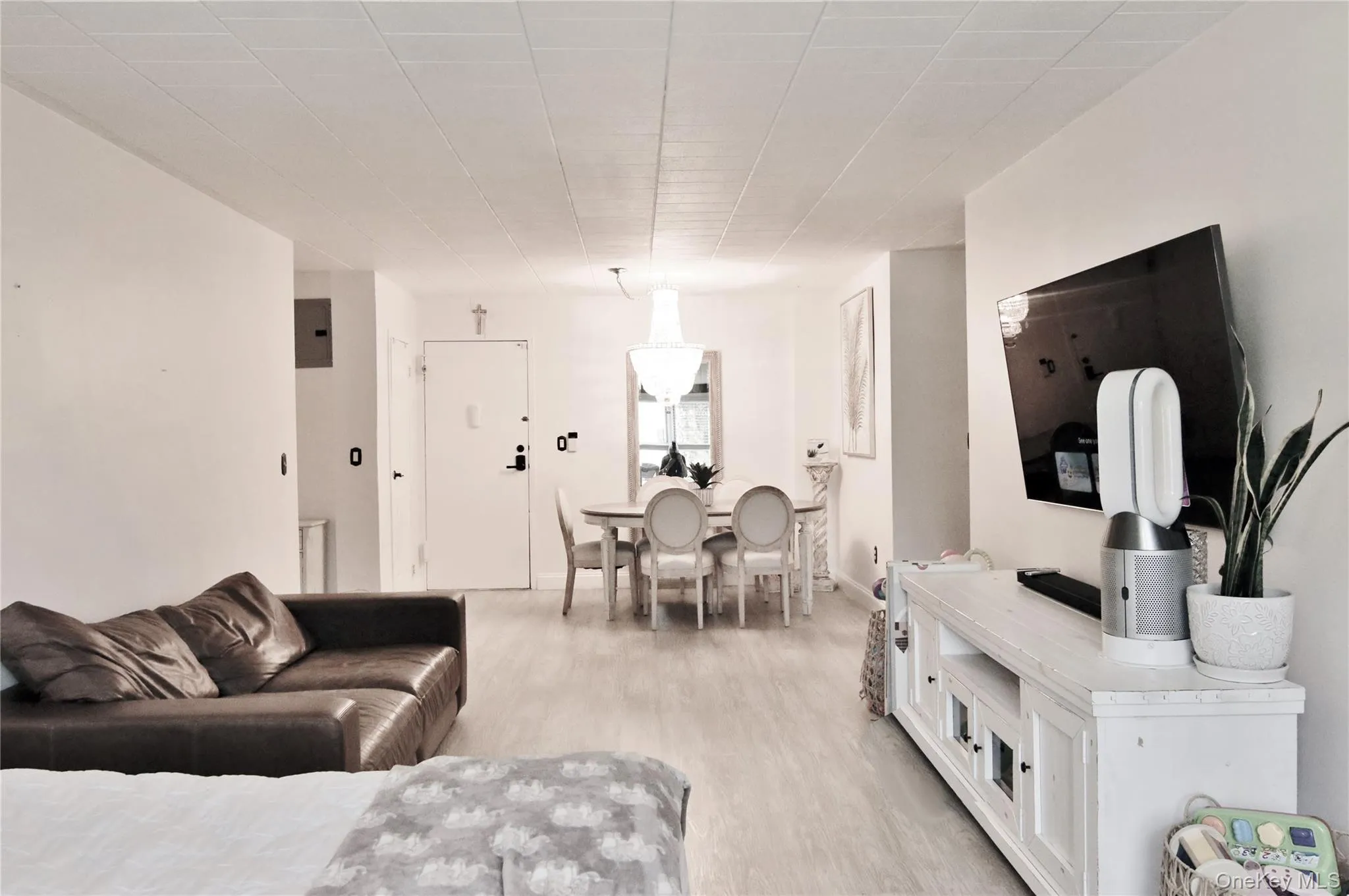 510 Midland Avenue, Yonkers, NY, 1 Bedroom Bedrooms, 4 Rooms Rooms,1 BathroomBathrooms,Residential,For Rent,Midland,0,1028001 510 Midland Avenue, Yonkers, NY, 1 Bedroom Bedrooms, 4 Rooms Rooms,1 BathroomBathrooms,Residential,For Rent,Midland,0,1028001