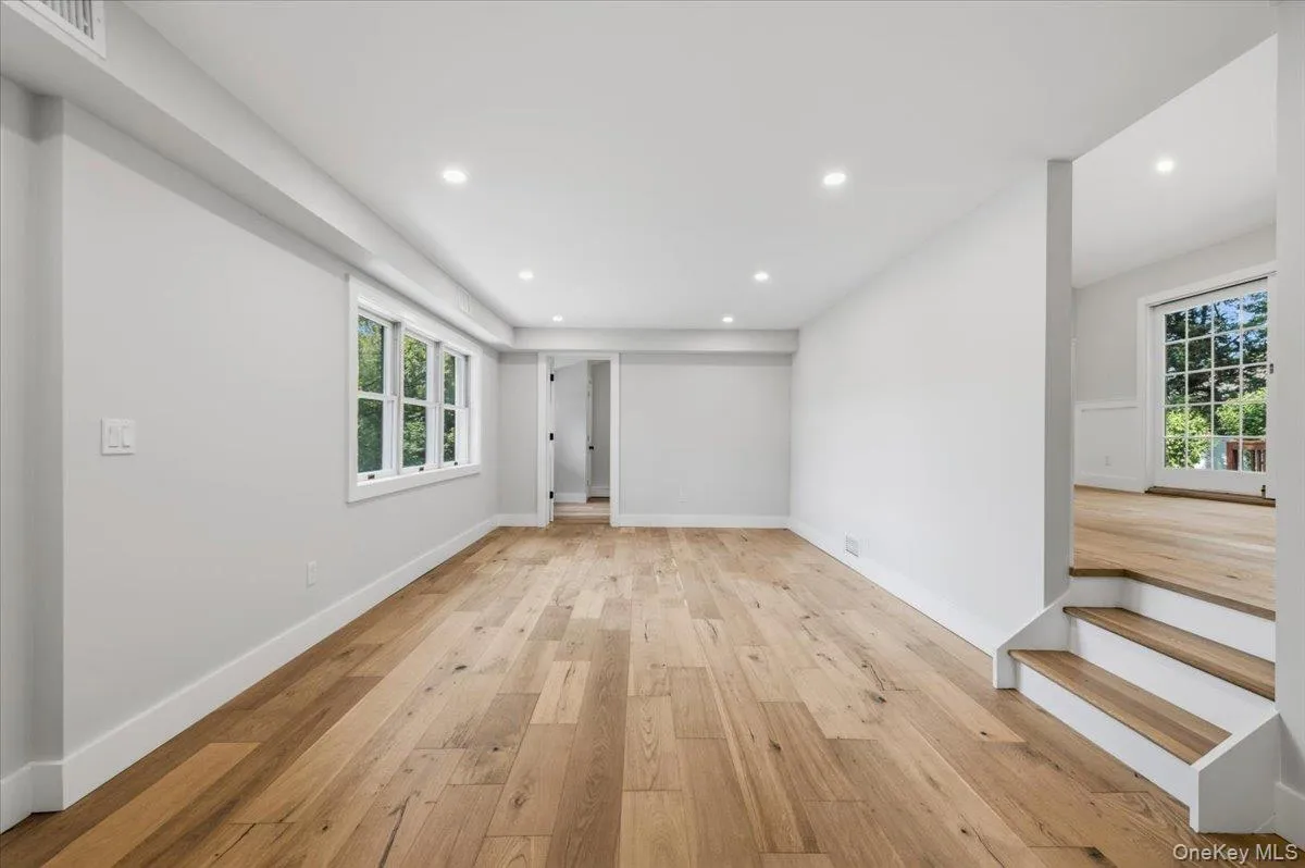 103 Bonnie Road, Islip, NY, 4 Bedrooms Bedrooms, 9 Rooms Rooms,2 BathroomsBathrooms,Residential,For Rent,Bonnie,0,1028002 103 Bonnie Road, Islip, NY, 4 Bedrooms Bedrooms, 9 Rooms Rooms,2 BathroomsBathrooms,Residential,For Rent,Bonnie,0,1028002
