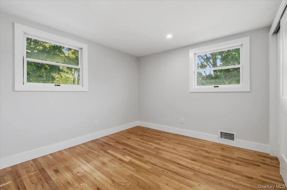 103 Bonnie Road, Islip, NY, 4 Bedrooms Bedrooms, 9 Rooms Rooms,2 BathroomsBathrooms,Residential,For Rent,Bonnie,0,1028002 103 Bonnie Road, Islip, NY, 4 Bedrooms Bedrooms, 9 Rooms Rooms,2 BathroomsBathrooms,Residential,For Rent,Bonnie,0,1028002
