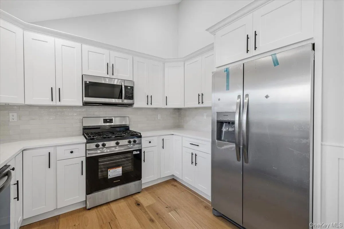 103 Bonnie Road, Islip, NY, 4 Bedrooms Bedrooms, 9 Rooms Rooms,2 BathroomsBathrooms,Residential,For Rent,Bonnie,0,1028002 103 Bonnie Road, Islip, NY, 4 Bedrooms Bedrooms, 9 Rooms Rooms,2 BathroomsBathrooms,Residential,For Rent,Bonnie,0,1028002