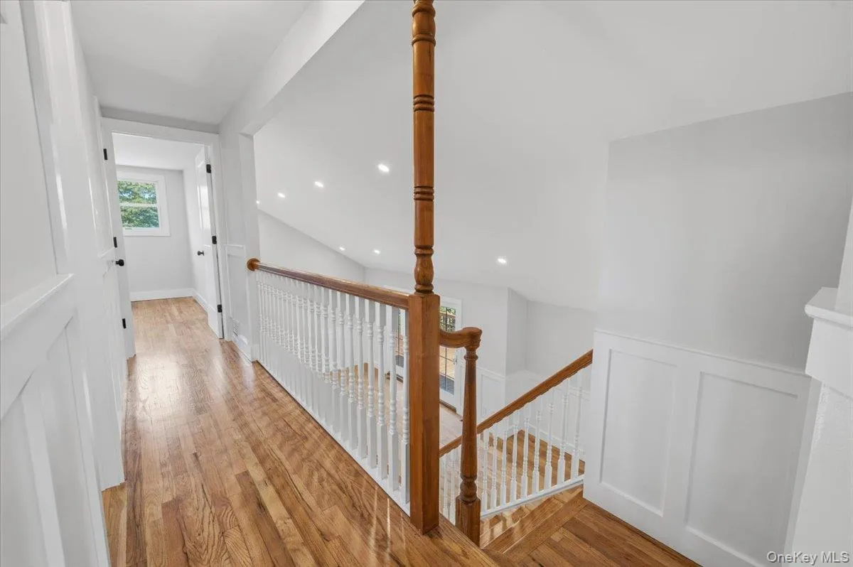 103 Bonnie Road, Islip, NY, 4 Bedrooms Bedrooms, 9 Rooms Rooms,2 BathroomsBathrooms,Residential,For Rent,Bonnie,0,1028002 103 Bonnie Road, Islip, NY, 4 Bedrooms Bedrooms, 9 Rooms Rooms,2 BathroomsBathrooms,Residential,For Rent,Bonnie,0,1028002