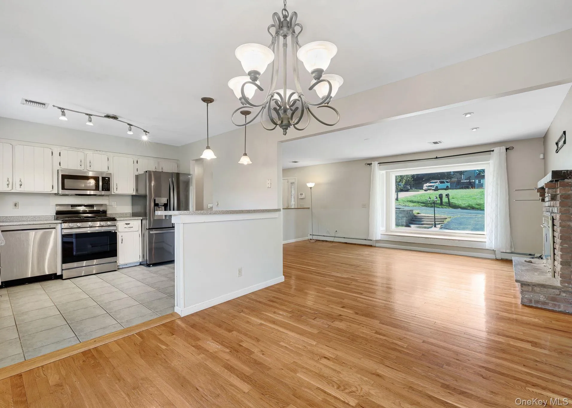 27 Walton Terrace, Monroe, NY, 4 Bedrooms Bedrooms, 11 Rooms Rooms,3 BathroomsBathrooms,Residential,For Rent,Walton,0,1028003 27 Walton Terrace, Monroe, NY, 4 Bedrooms Bedrooms, 11 Rooms Rooms,3 BathroomsBathrooms,Residential,For Rent,Walton,0,1028003