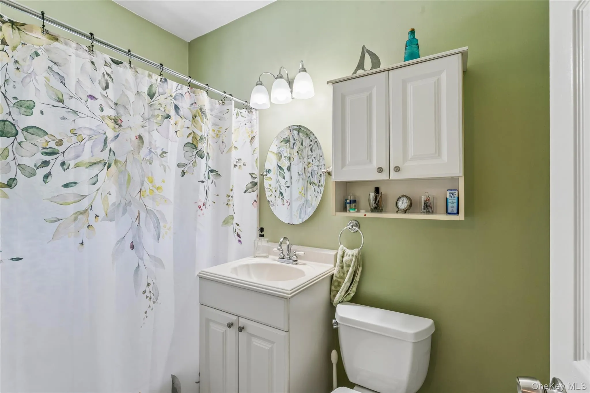 487 Mastic Road, Brookhaven, NY, 1 Bedroom Bedrooms, 3 Rooms Rooms,1 BathroomBathrooms,Residential,For Rent,Mastic,0,1028006 487 Mastic Road, Brookhaven, NY, 1 Bedroom Bedrooms, 3 Rooms Rooms,1 BathroomBathrooms,Residential,For Rent,Mastic,0,1028006