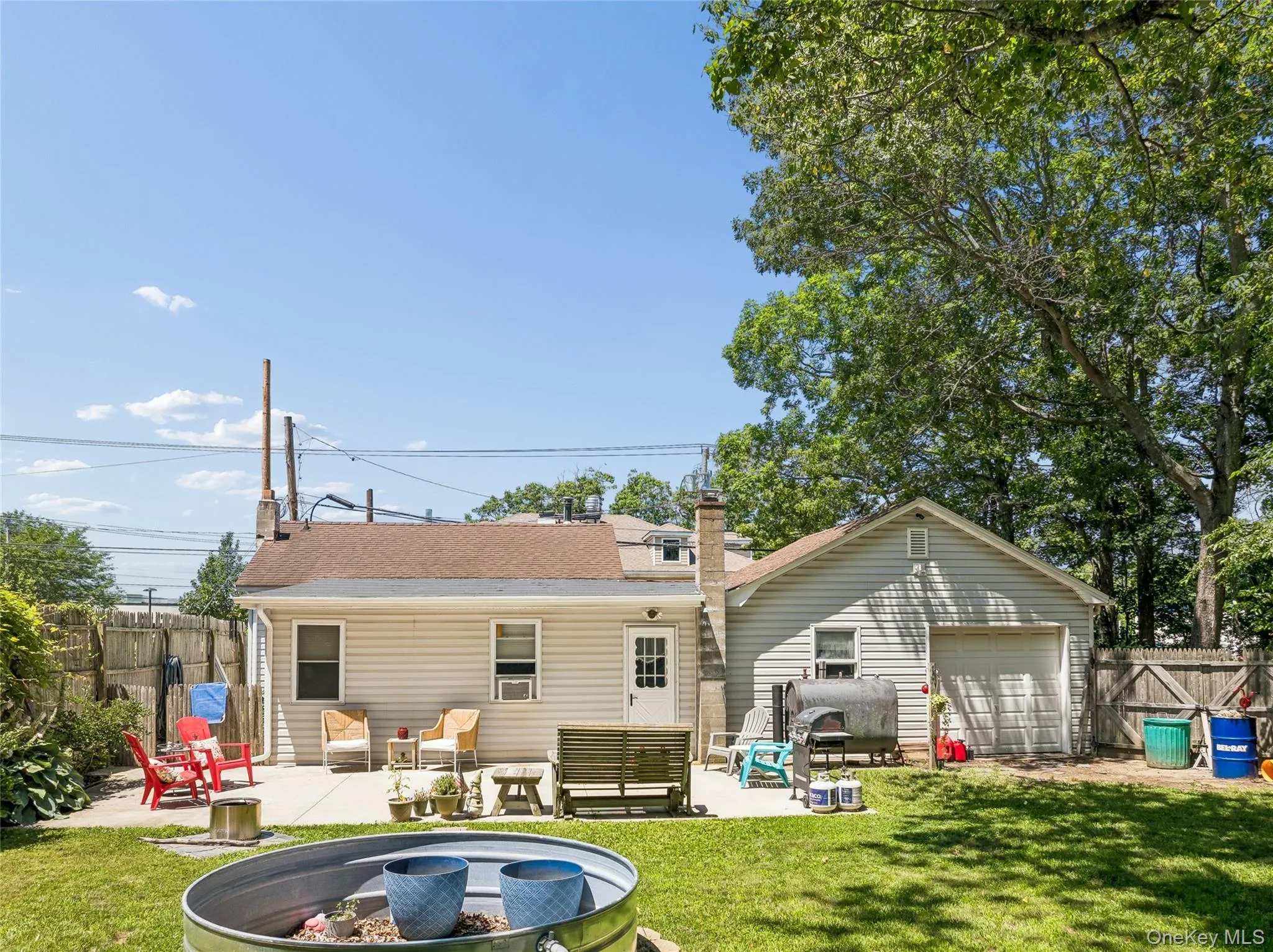 487 Mastic Road, Brookhaven, NY, 1 Bedroom Bedrooms, 3 Rooms Rooms,1 BathroomBathrooms,Residential,For Rent,Mastic,0,1028006 487 Mastic Road, Brookhaven, NY, 1 Bedroom Bedrooms, 3 Rooms Rooms,1 BathroomBathrooms,Residential,For Rent,Mastic,0,1028006
