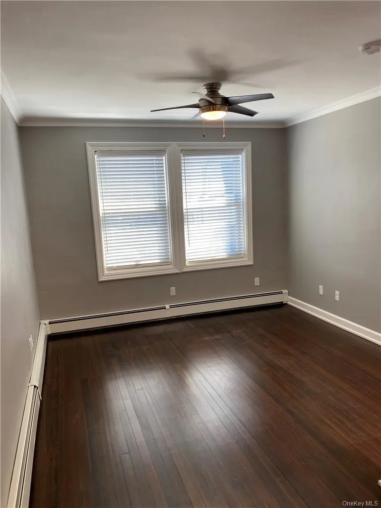 Living Room with ceiling fan Living Room with ceiling fan