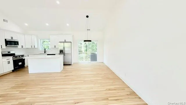 90 Church Drive, Brookhaven, NY, 4 Bedrooms Bedrooms, 9 Rooms Rooms,3 BathroomsBathrooms,Residential,For Rent,Church,0,1028028 90 Church Drive, Brookhaven, NY, 4 Bedrooms Bedrooms, 9 Rooms Rooms,3 BathroomsBathrooms,Residential,For Rent,Church,0,1028028