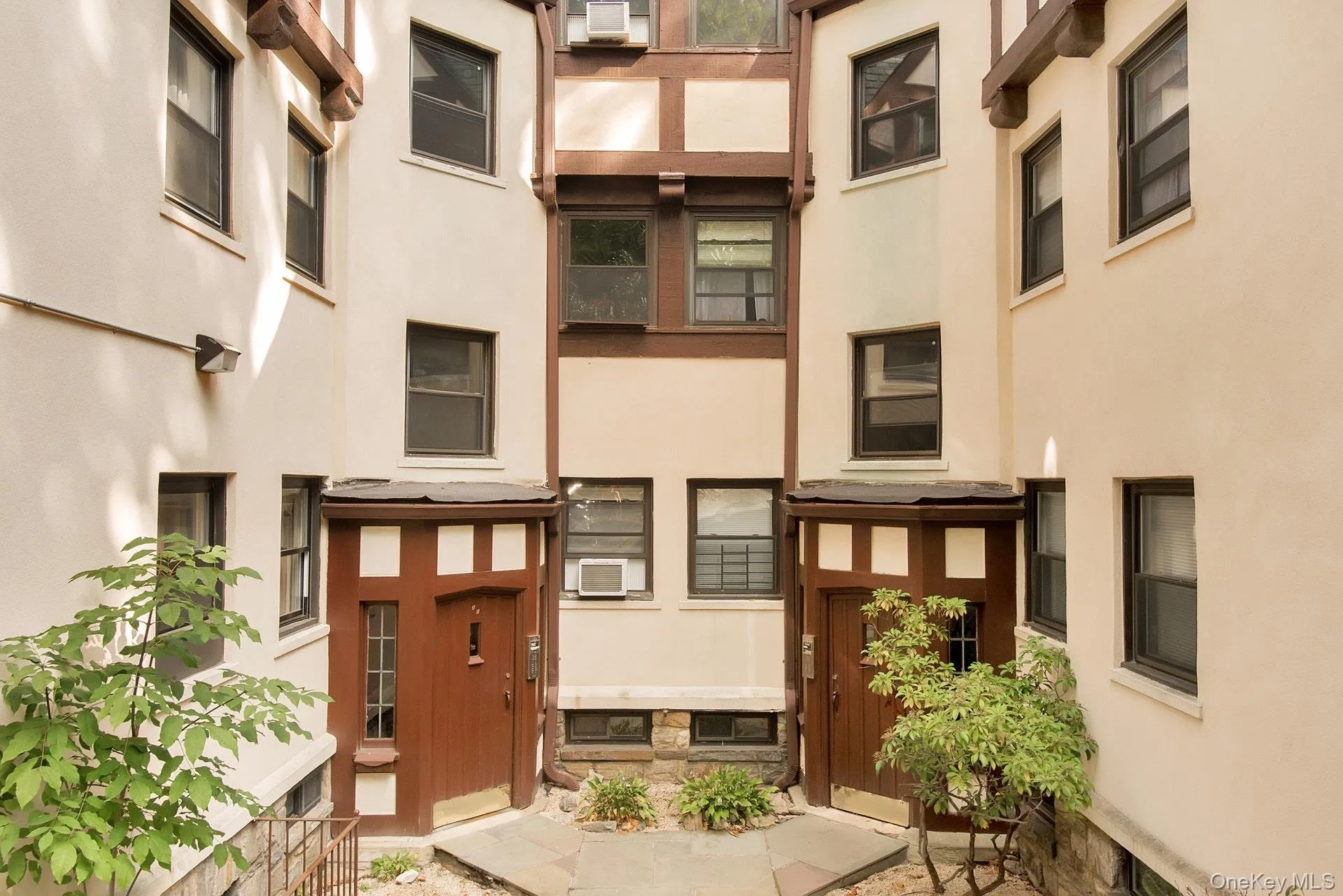 64 Kensington Road, Eastchester, NY, 1 Bedroom Bedrooms, 4 Rooms Rooms,1 BathroomBathrooms,Residential Lease,For Rent,Kensington,0,1028030 64 Kensington Road, Eastchester, NY, 1 Bedroom Bedrooms, 4 Rooms Rooms,1 BathroomBathrooms,Residential Lease,For Rent,Kensington,0,1028030