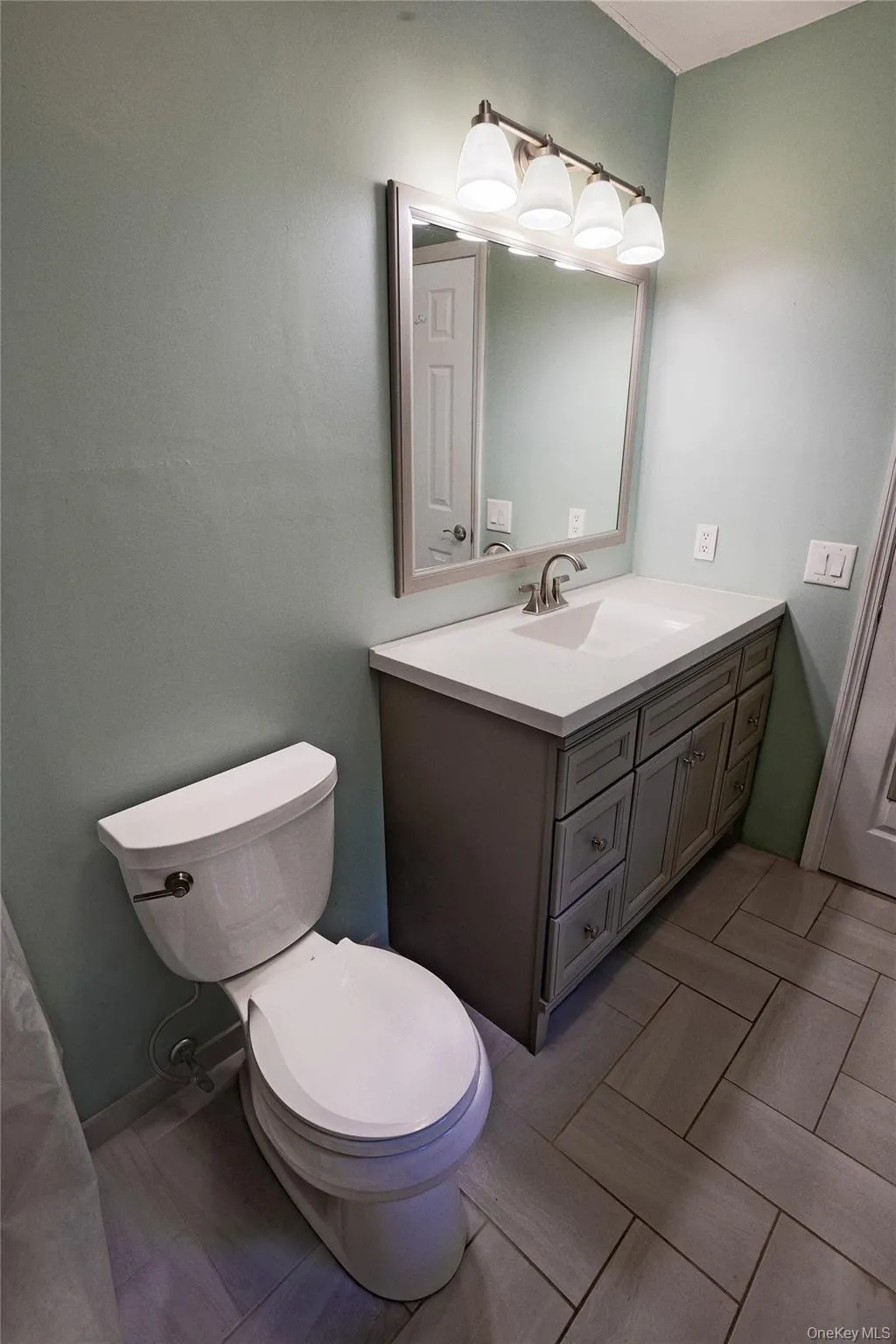 16 Four Winds Drive, La Grange, NY, 3 Bedrooms Bedrooms, 6 Rooms Rooms,3 BathroomsBathrooms,Residential,For Rent,Four Winds,0,1028035 16 Four Winds Drive, La Grange, NY, 3 Bedrooms Bedrooms, 6 Rooms Rooms,3 BathroomsBathrooms,Residential,For Rent,Four Winds,0,1028035