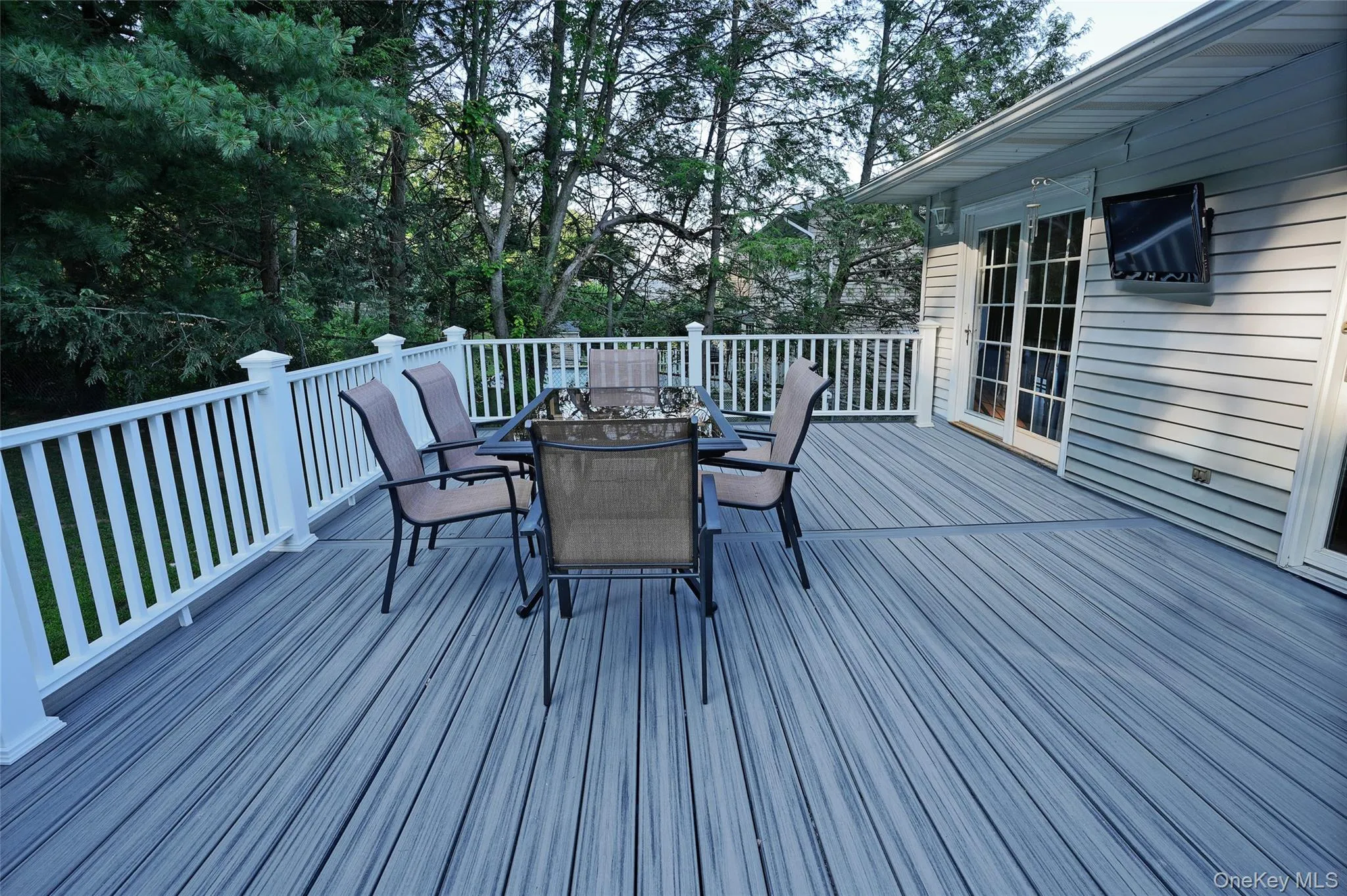 16 Four Winds Drive, La Grange, NY, 3 Bedrooms Bedrooms, 6 Rooms Rooms,3 BathroomsBathrooms,Residential,For Rent,Four Winds,0,1028035 16 Four Winds Drive, La Grange, NY, 3 Bedrooms Bedrooms, 6 Rooms Rooms,3 BathroomsBathrooms,Residential,For Rent,Four Winds,0,1028035