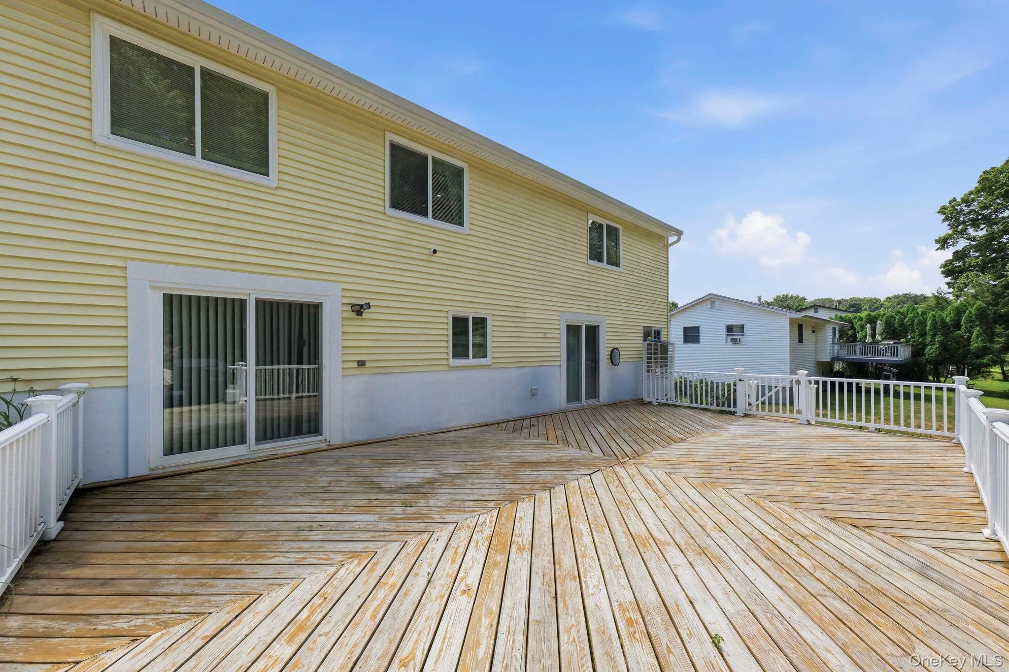 Deck Deck