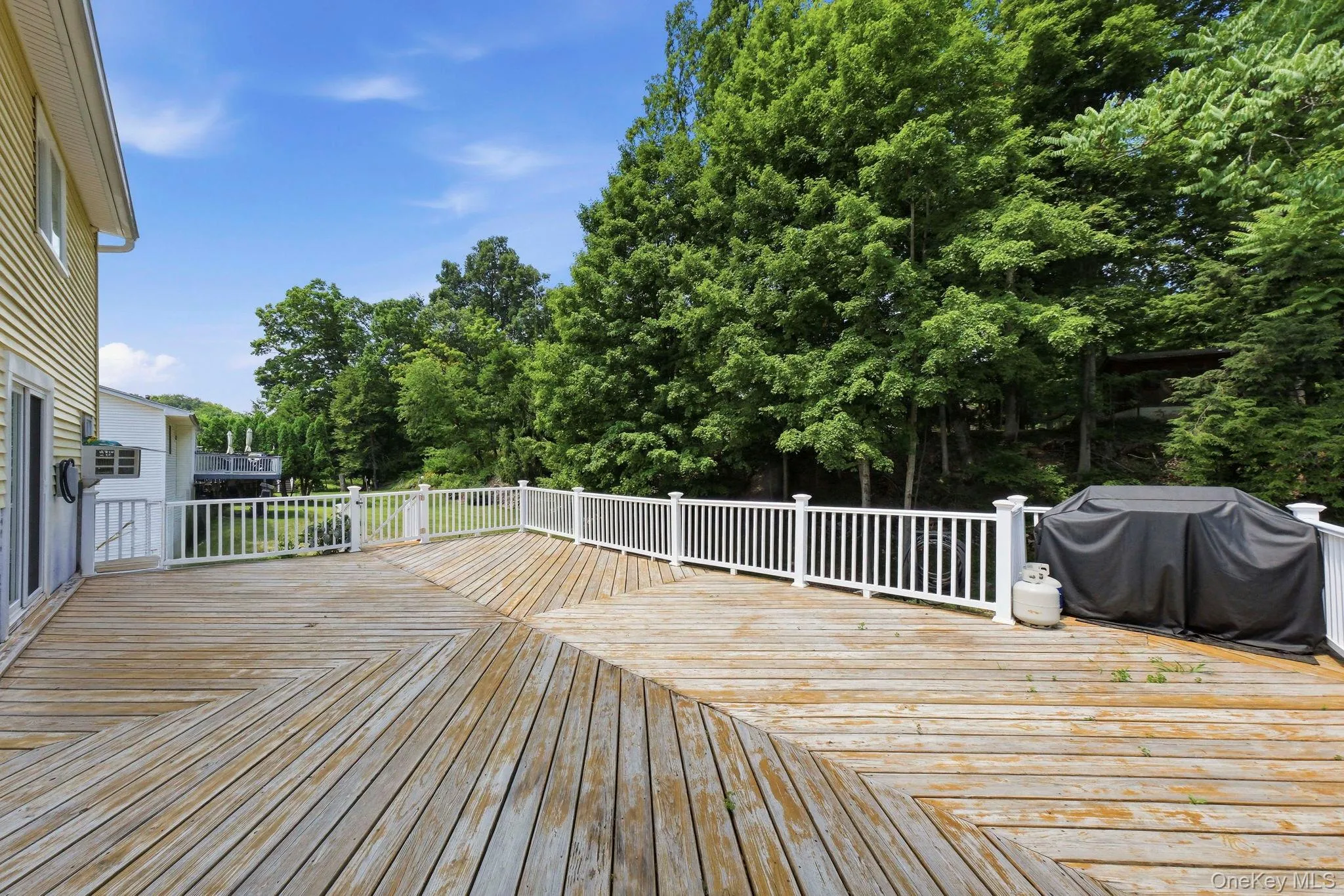 Deck Deck