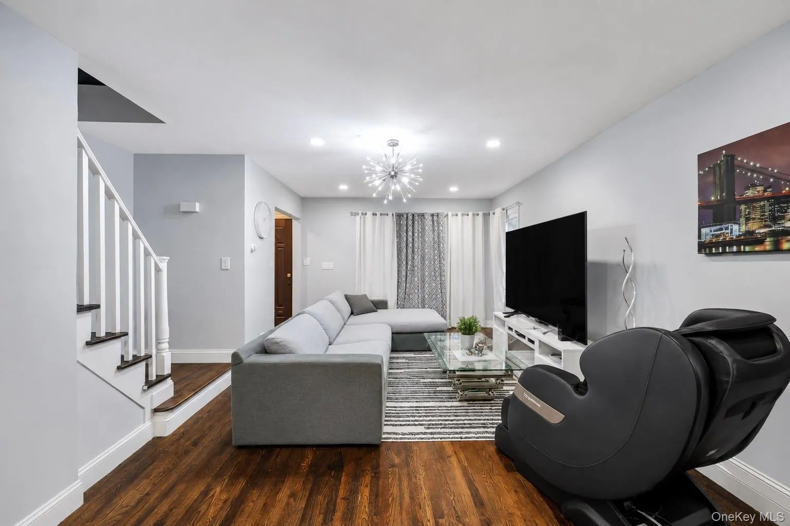 17826 Zoller Road, New York, NY, 3 Bedrooms Bedrooms, 8 Rooms Rooms,1 BathroomBathrooms,Residential,For Rent,Zoller,0,1028044 17826 Zoller Road, New York, NY, 3 Bedrooms Bedrooms, 8 Rooms Rooms,1 BathroomBathrooms,Residential,For Rent,Zoller,0,1028044