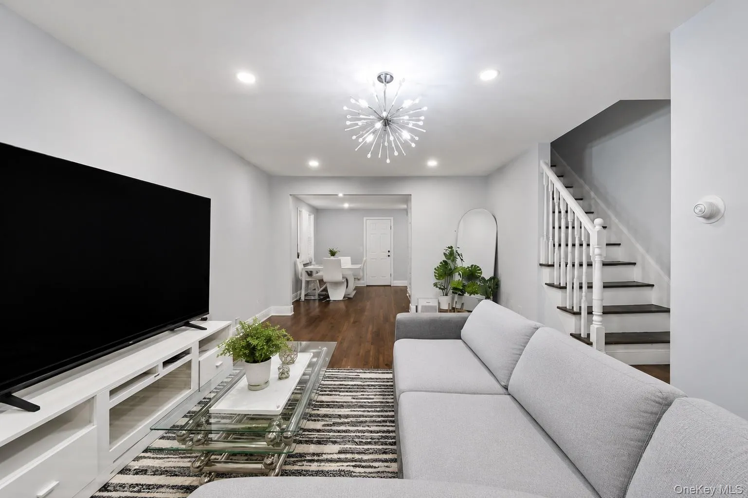 17826 Zoller Road, New York, NY, 3 Bedrooms Bedrooms, 8 Rooms Rooms,1 BathroomBathrooms,Residential,For Rent,Zoller,0,1028044 17826 Zoller Road, New York, NY, 3 Bedrooms Bedrooms, 8 Rooms Rooms,1 BathroomBathrooms,Residential,For Rent,Zoller,0,1028044