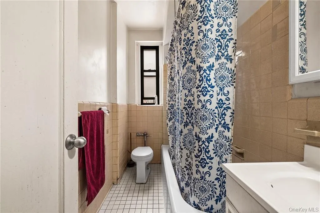 3015 Riverdale Avenue, New York, NY, 1 Bedroom Bedrooms, 3 Rooms Rooms,1 BathroomBathrooms,Residential,For Rent,Riverdale,0,1028046 3015 Riverdale Avenue, New York, NY, 1 Bedroom Bedrooms, 3 Rooms Rooms,1 BathroomBathrooms,Residential,For Rent,Riverdale,0,1028046