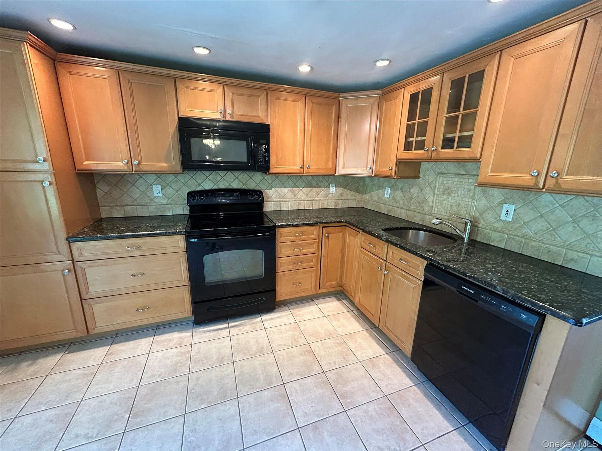 30 Balsam Drive, Brookhaven, NY, 4 Bedrooms Bedrooms, 7 Rooms Rooms,2 BathroomsBathrooms,Residential,For Rent,Balsam,0,1028056 30 Balsam Drive, Brookhaven, NY, 4 Bedrooms Bedrooms, 7 Rooms Rooms,2 BathroomsBathrooms,Residential,For Rent,Balsam,0,1028056