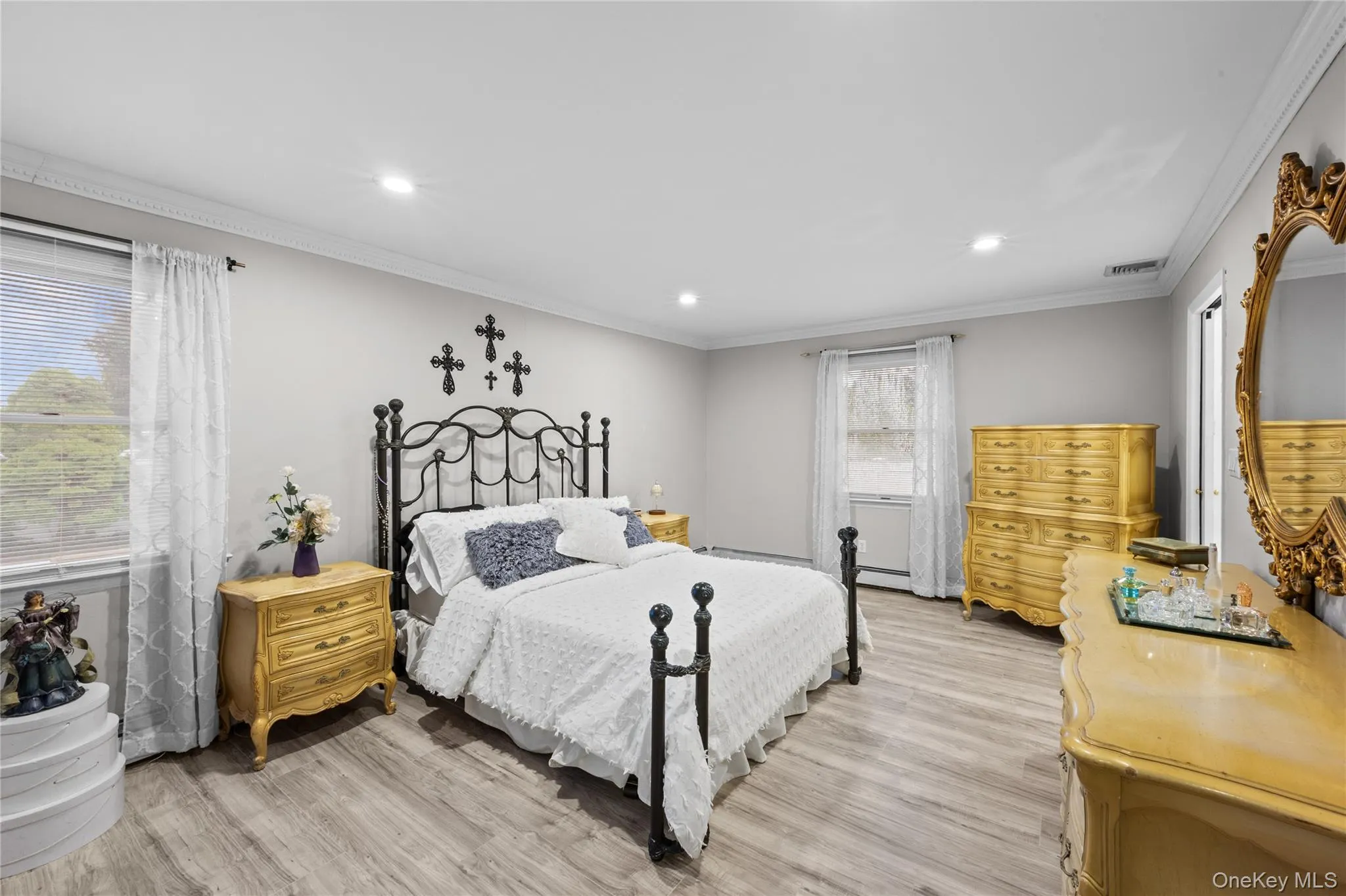 579 Empire Avenue, Babylon, NY, 3 Bedrooms Bedrooms, 6 Rooms Rooms,3 BathroomsBathrooms,Residential,For Rent,Empire,0,1028059 579 Empire Avenue, Babylon, NY, 3 Bedrooms Bedrooms, 6 Rooms Rooms,3 BathroomsBathrooms,Residential,For Rent,Empire,0,1028059