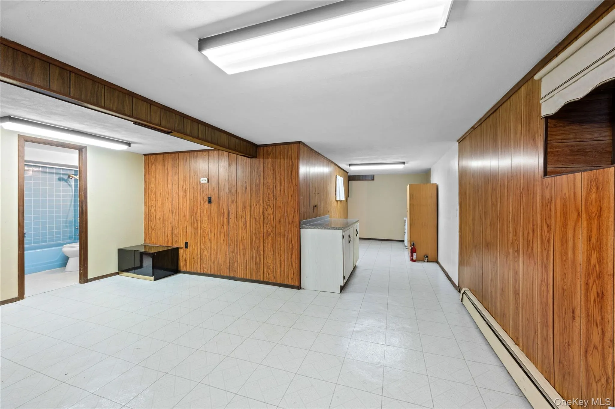 579 Empire Avenue, Babylon, NY, 3 Bedrooms Bedrooms, 6 Rooms Rooms,3 BathroomsBathrooms,Residential,For Rent,Empire,0,1028059 579 Empire Avenue, Babylon, NY, 3 Bedrooms Bedrooms, 6 Rooms Rooms,3 BathroomsBathrooms,Residential,For Rent,Empire,0,1028059
