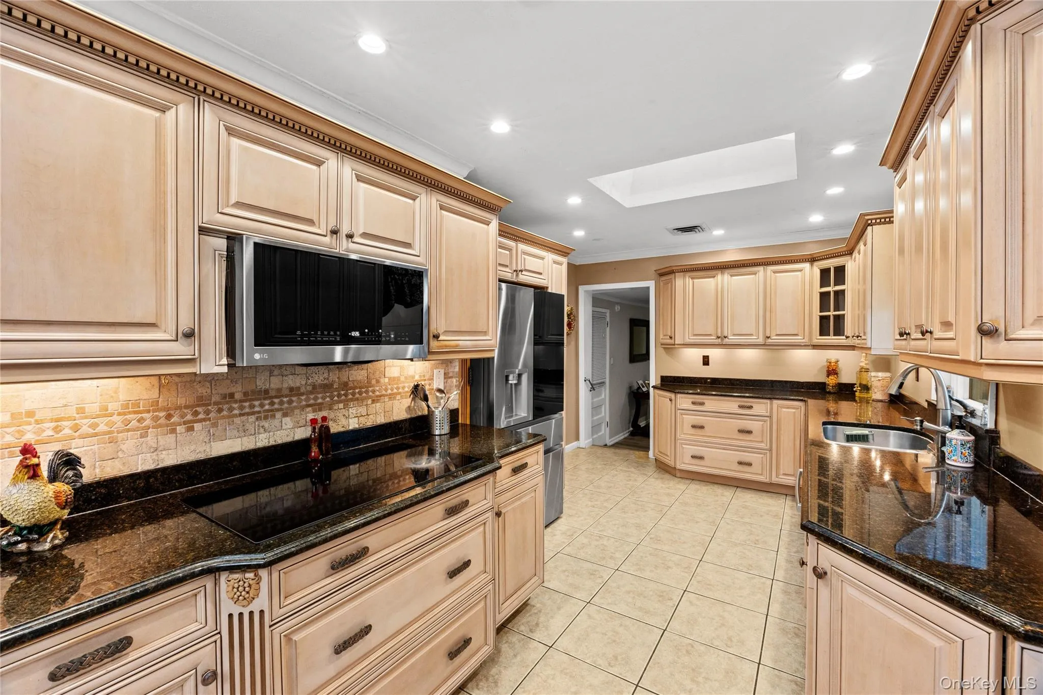579 Empire Avenue, Babylon, NY, 3 Bedrooms Bedrooms, 6 Rooms Rooms,3 BathroomsBathrooms,Residential,For Rent,Empire,0,1028059 579 Empire Avenue, Babylon, NY, 3 Bedrooms Bedrooms, 6 Rooms Rooms,3 BathroomsBathrooms,Residential,For Rent,Empire,0,1028059
