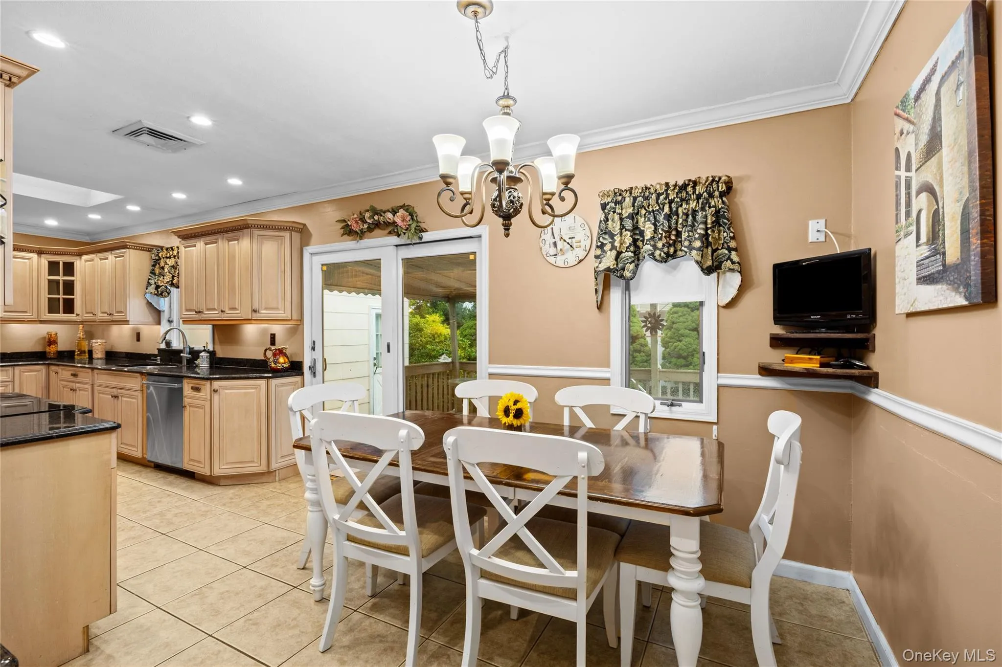579 Empire Avenue, Babylon, NY, 3 Bedrooms Bedrooms, 6 Rooms Rooms,3 BathroomsBathrooms,Residential,For Rent,Empire,0,1028059 579 Empire Avenue, Babylon, NY, 3 Bedrooms Bedrooms, 6 Rooms Rooms,3 BathroomsBathrooms,Residential,For Rent,Empire,0,1028059