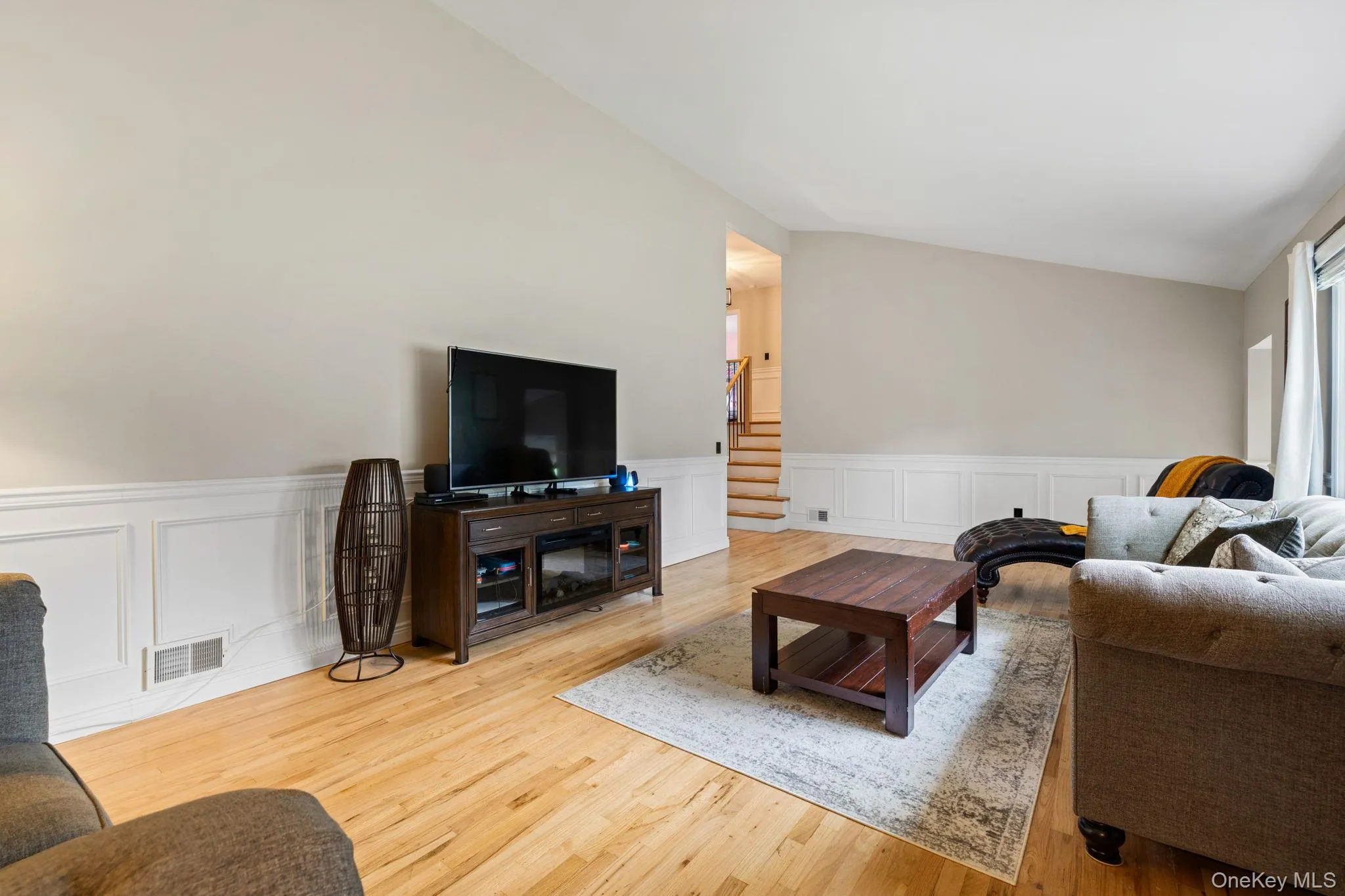38 Hale Place, Orangetown, NY, 4 Bedrooms Bedrooms, 9 Rooms Rooms,2 BathroomsBathrooms,Residential,For Rent,Hale,0,1028060 38 Hale Place, Orangetown, NY, 4 Bedrooms Bedrooms, 9 Rooms Rooms,2 BathroomsBathrooms,Residential,For Rent,Hale,0,1028060