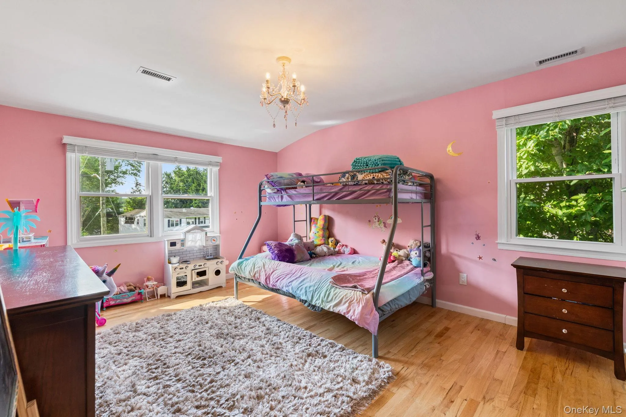 38 Hale Place, Orangetown, NY, 4 Bedrooms Bedrooms, 9 Rooms Rooms,2 BathroomsBathrooms,Residential,For Rent,Hale,0,1028060 38 Hale Place, Orangetown, NY, 4 Bedrooms Bedrooms, 9 Rooms Rooms,2 BathroomsBathrooms,Residential,For Rent,Hale,0,1028060